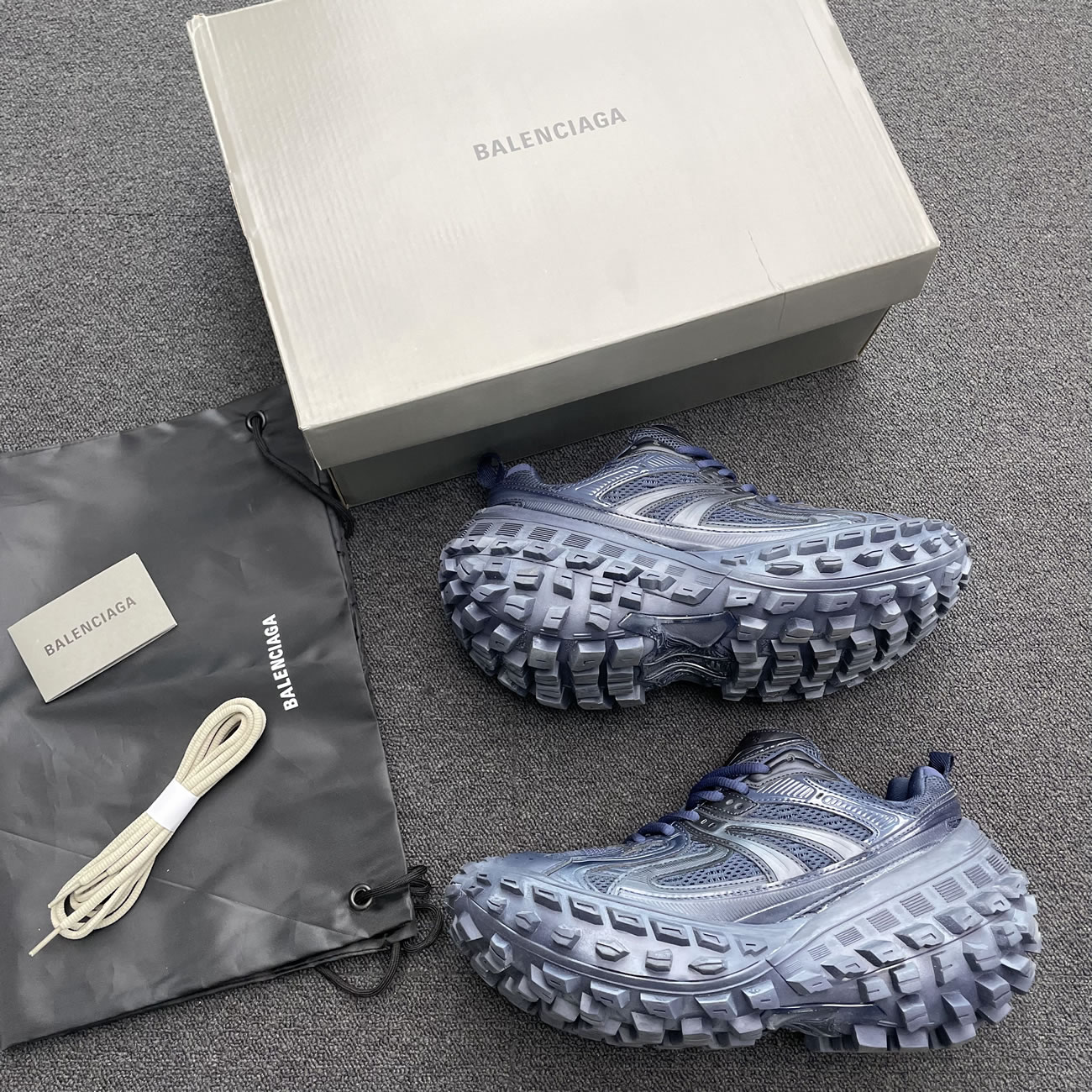 Balenciaga Defender Green Black Grey Navy Beige (28) - www.newkick.vip