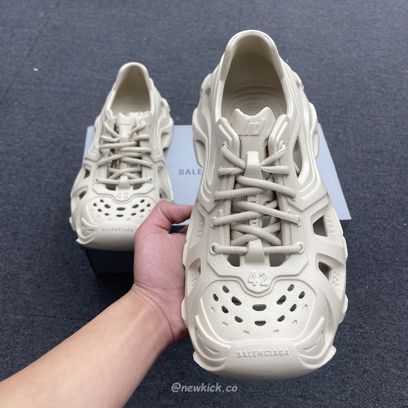 Balenciaga Hd Lace Up Black Beige (14) - www.newkick.vip Balenciaga Hd Lace Up Black Beige (14) - www.newkick.vip