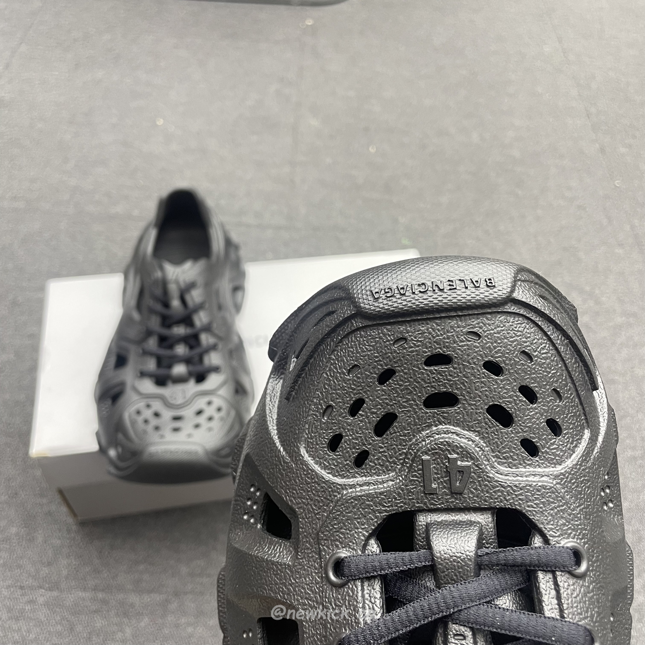 Balenciaga Hd Lace Up Black Beige (15) - www.newkick.vip Balenciaga Hd Lace Up Black Beige (15) - www.newkick.vip