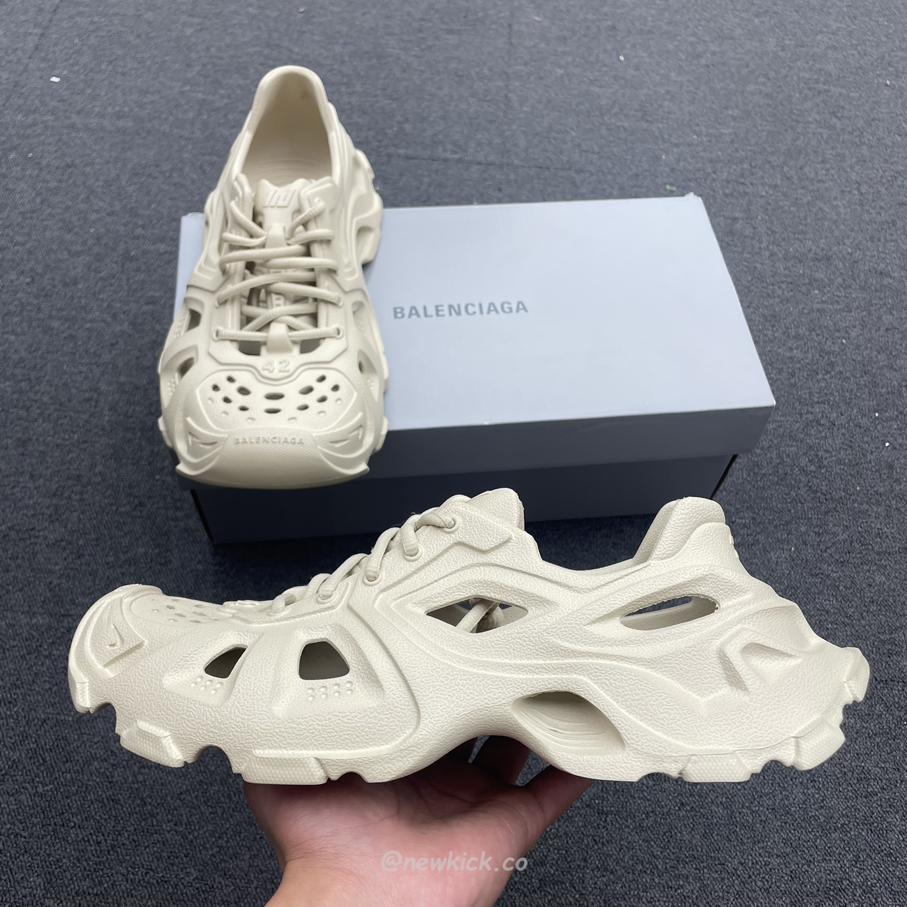 Balenciaga Hd Lace Up Black Beige (6) - www.newkick.vip Balenciaga Hd Lace Up Black Beige (6) - www.newkick.vip