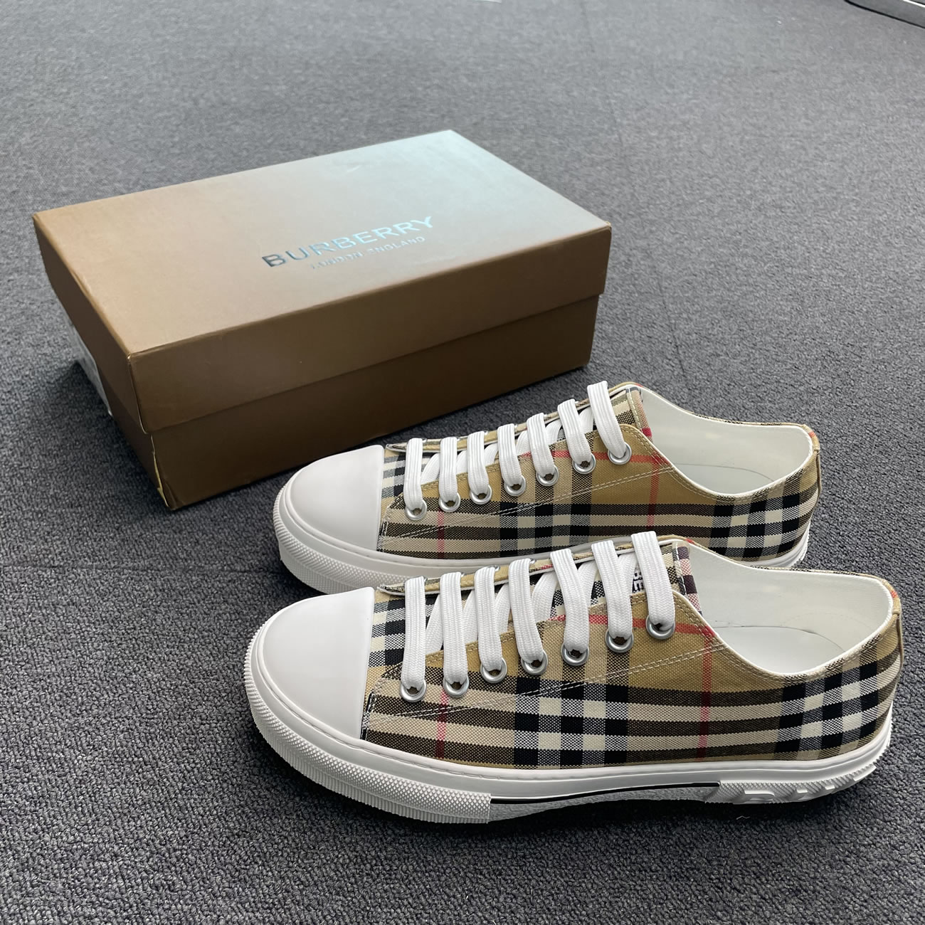 Burberry Vintage Check Cotton Sneakers Archive Beige White W 80505061 (10) - www.newkick.vip
