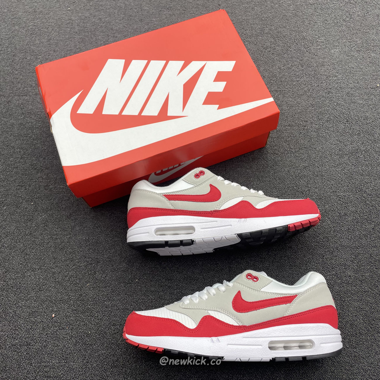 Nike Air Max 1 Anniversary Red 20172018 Restock Pair 908375 103(6) - www.newkick.vip Nike Air Max 1 Anniversary Red 20172018 Restock Pair 908375 103(6) - www.newkick.vip