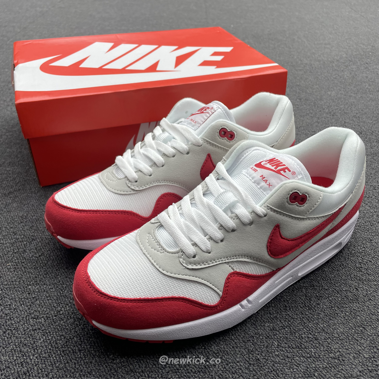 Nike Air Max 1 Anniversary Red 20172018 Restock Pair 908375 103(7) - www.newkick.vip