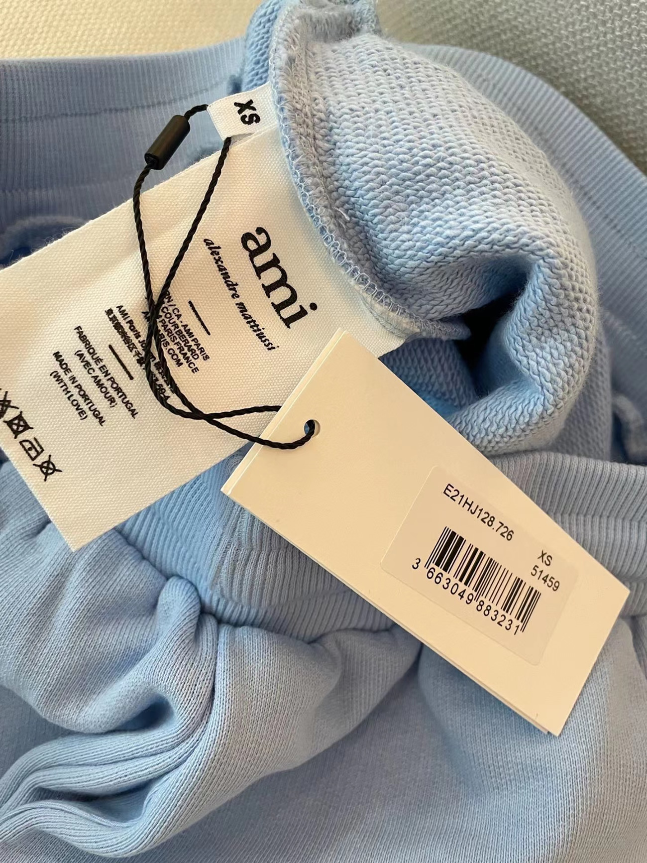 Ami Paris Logo Embroidered Sports Shorts (2) - www.newkick.vip