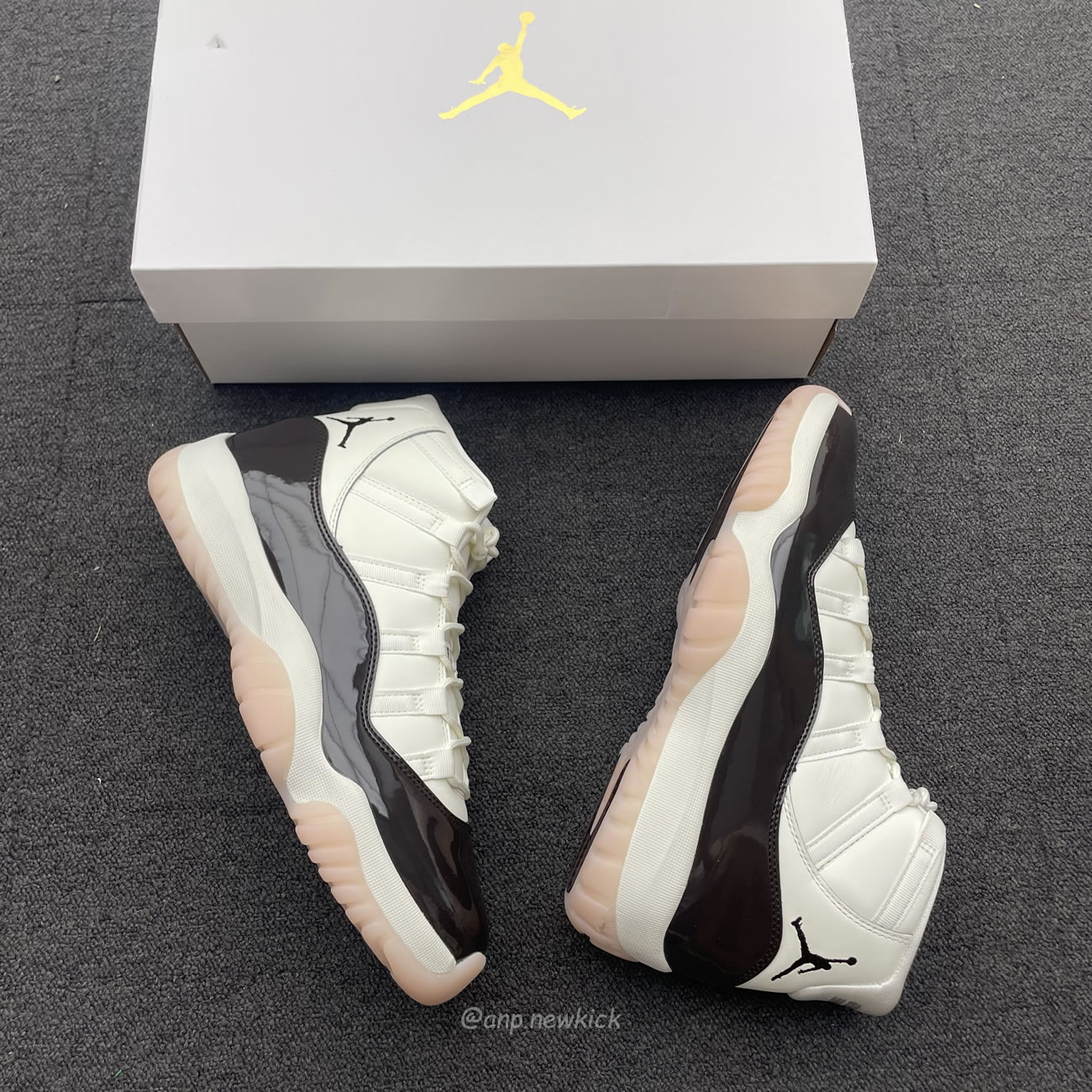 Air Jordan 11 Retro Neapolitan Ar0715 101 (7) - www.newkick.vip