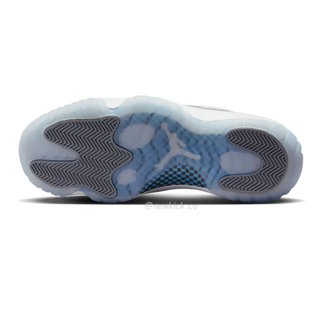 Air Jordan 11 Retro Low Cement Grey Av2187 140 (2) - www.newkick.vip
