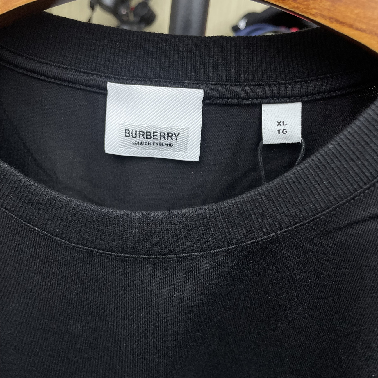 Burberry Logo Print Cotton Oversized T Shirt Black Blue White Aw22 (6) - www.newkick.vip