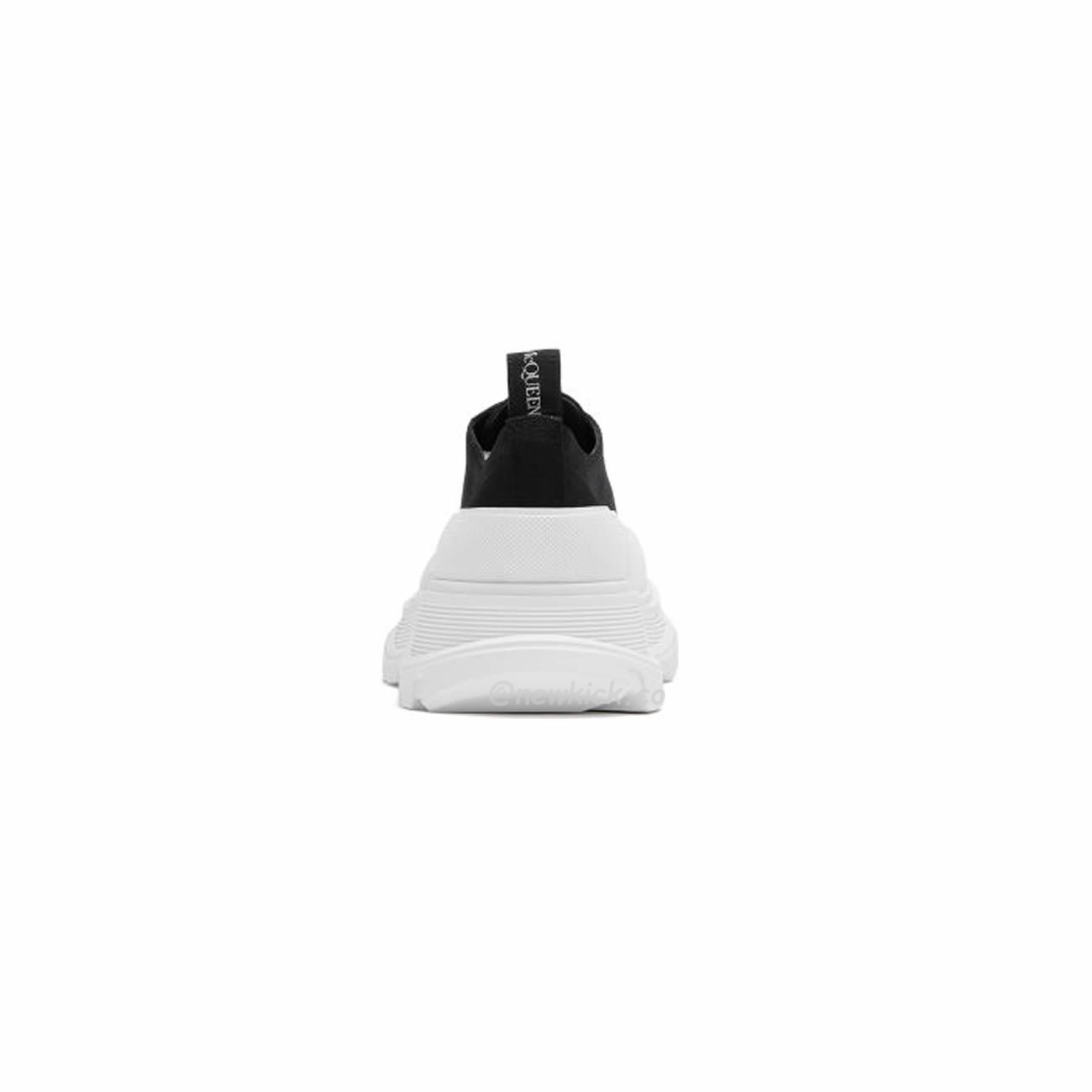 Alexander Mcqueen Tread Slick Low Lace Up Black White (2) - www.newkick.vip Alexander Mcqueen Tread Slick Low Lace Up Black White (2) - www.newkick.vip