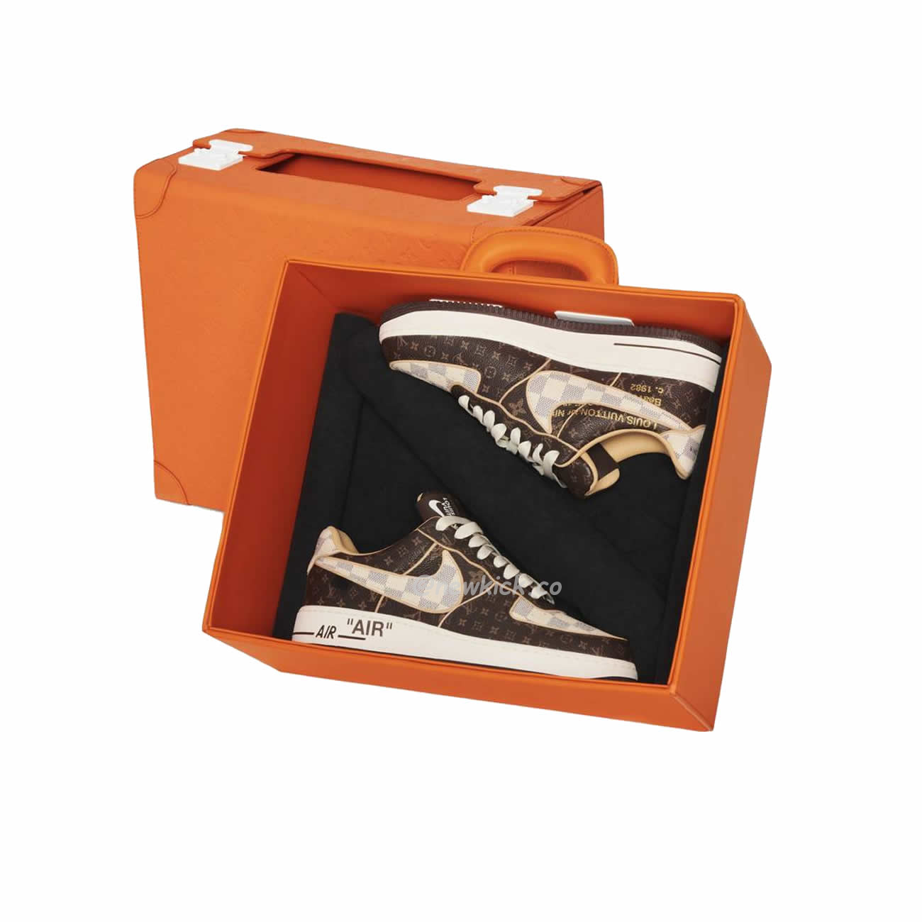 Nike Air Force 1 Low Louis Vuitton Monogram Brown Damier Azur (4) - www.newkick.vip Nike Air Force 1 Low Louis Vuitton Monogram Brown Damier Azur (4) - www.newkick.vip