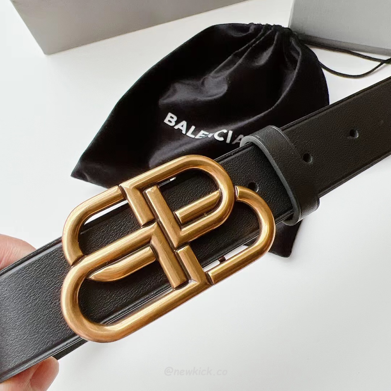 Balenciaga Bb Logo Belt (6) - www.newkick.vip Balenciaga Bb Logo Belt (6) - www.newkick.vip
