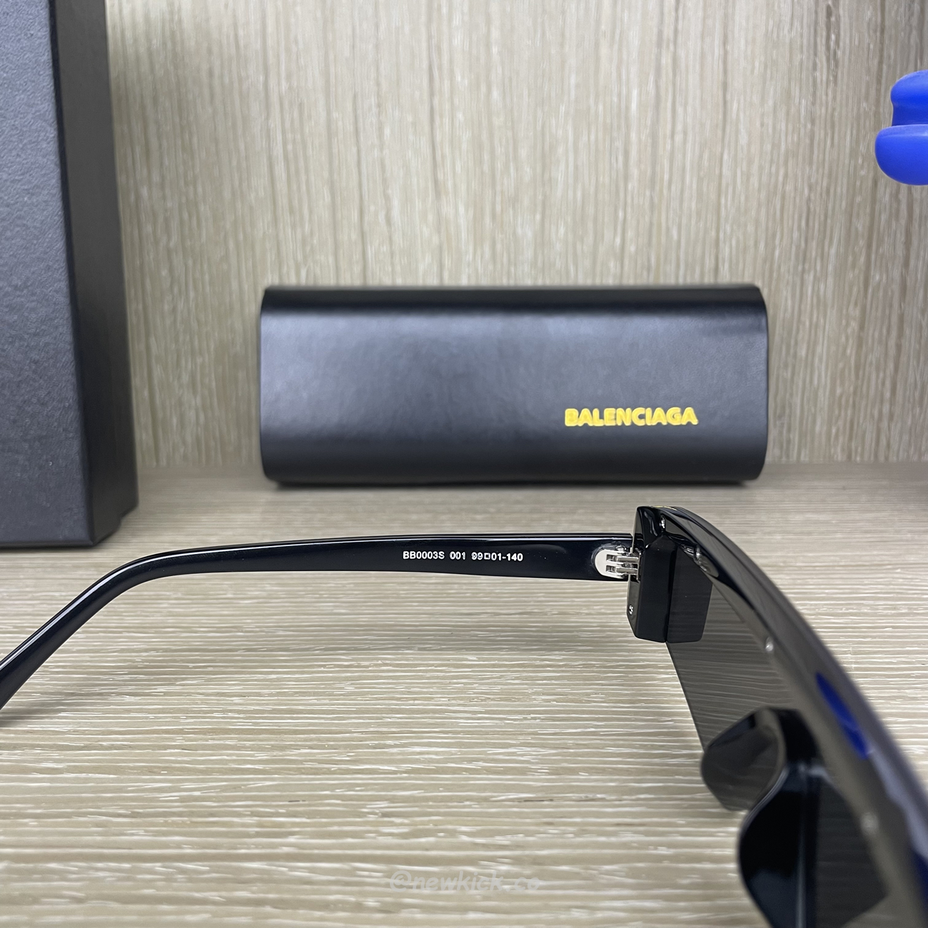 Balenciaga Unisex Sunglasses Bb0003s (9) - www.newkick.vip