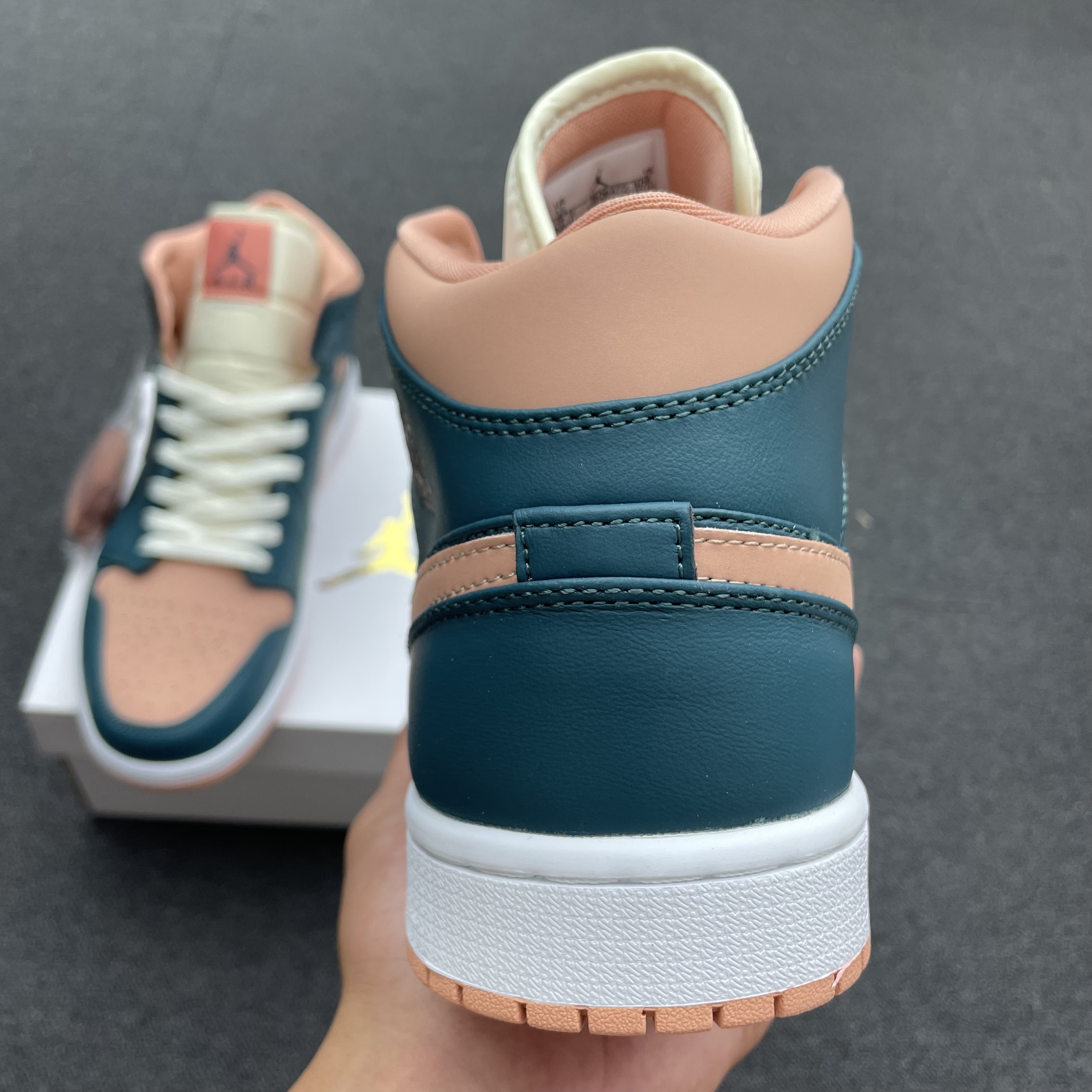 Air Jordan 1 Mid Dark Teal Green Bq6472 308 (14) - www.newkick.vip