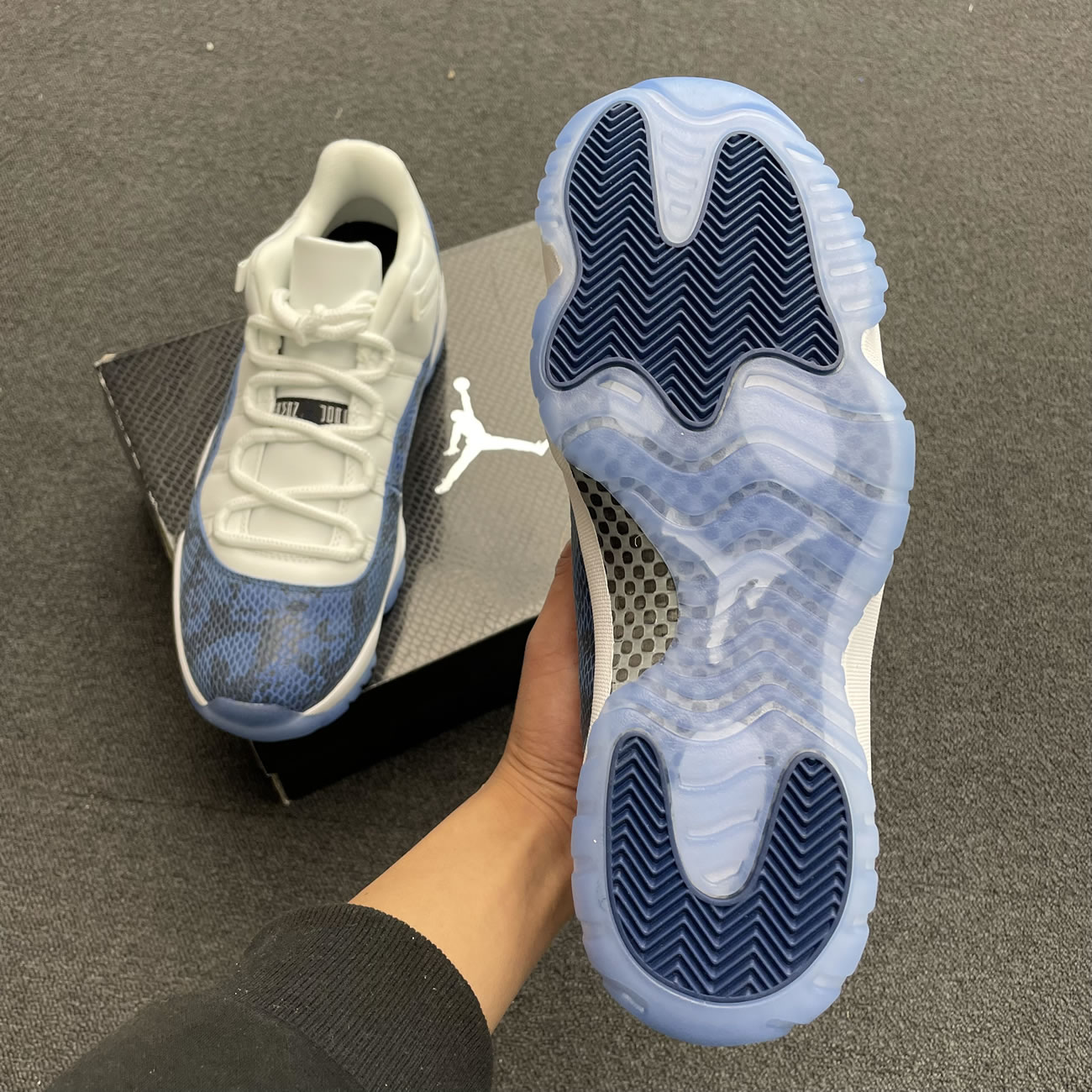 Air Jordan 11 Retro Low Snake Navy Cd6846 102 (9) - www.newkick.vip