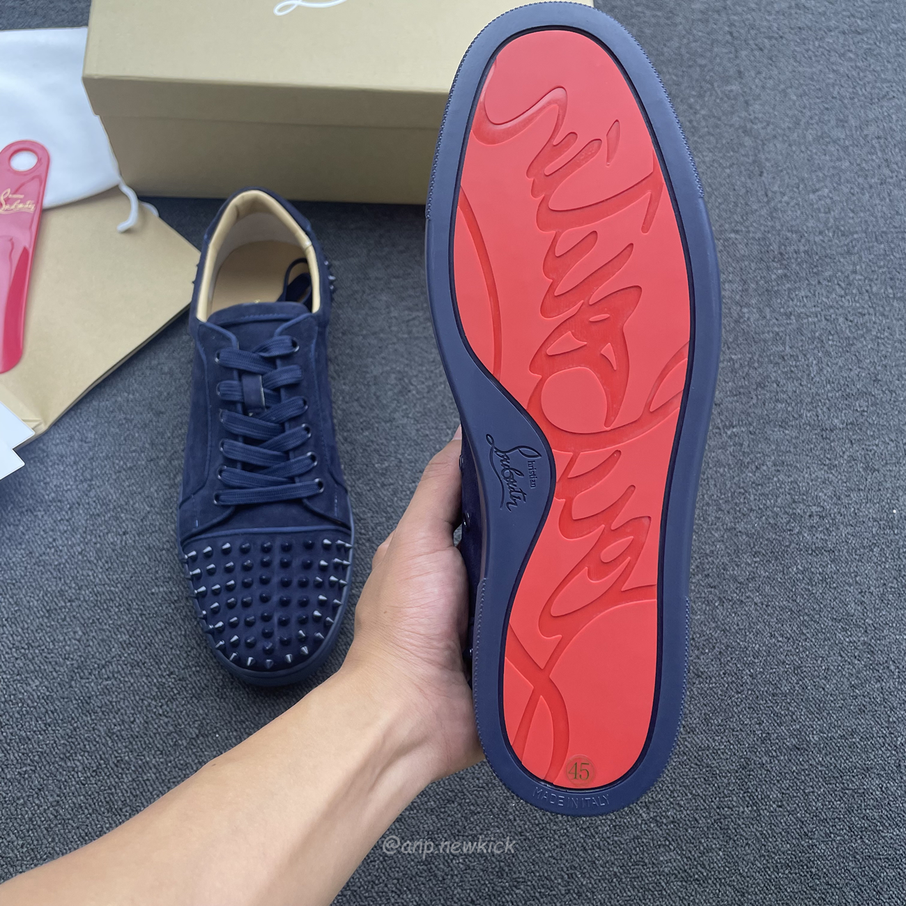 Christian Louboutin Rivet Shoe Blue Suede Calf (7) - www.newkick.vip