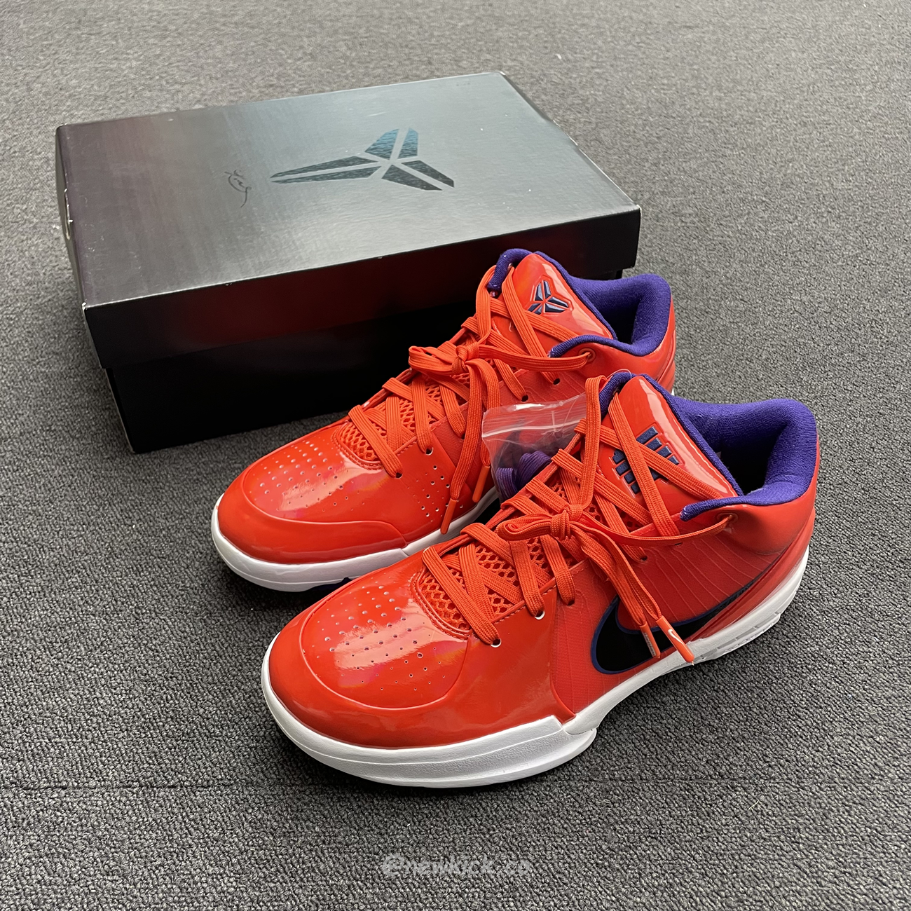 Nike Kobe 4 Protro Undefeated Phoenix Suns Cq3869 800 (9) - www.newkick.vip