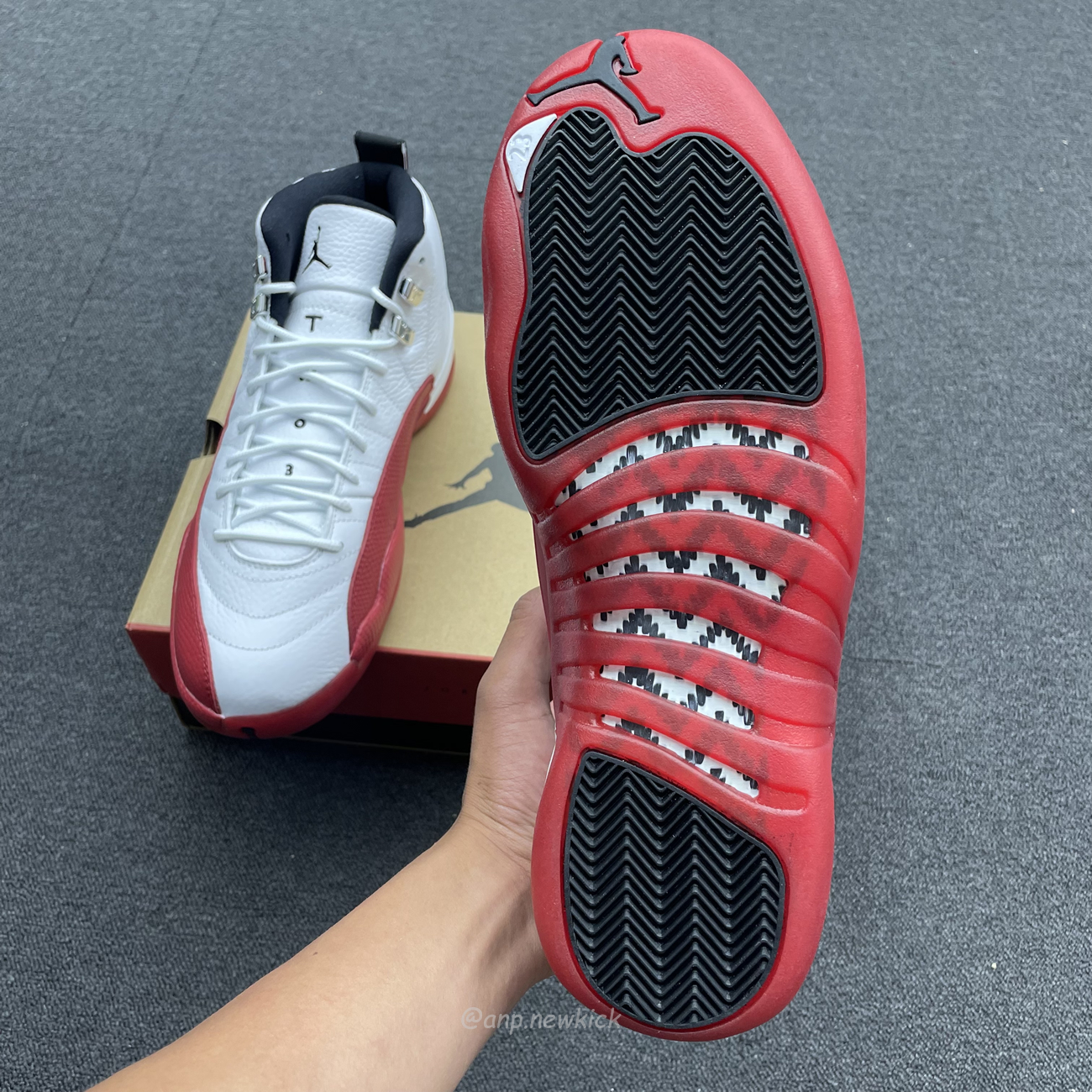 Air Jordan 12 Cherry Ct8013 116 (2) - www.newkick.vip Air Jordan 12 Cherry Ct8013 116 (2) - www.newkick.vip