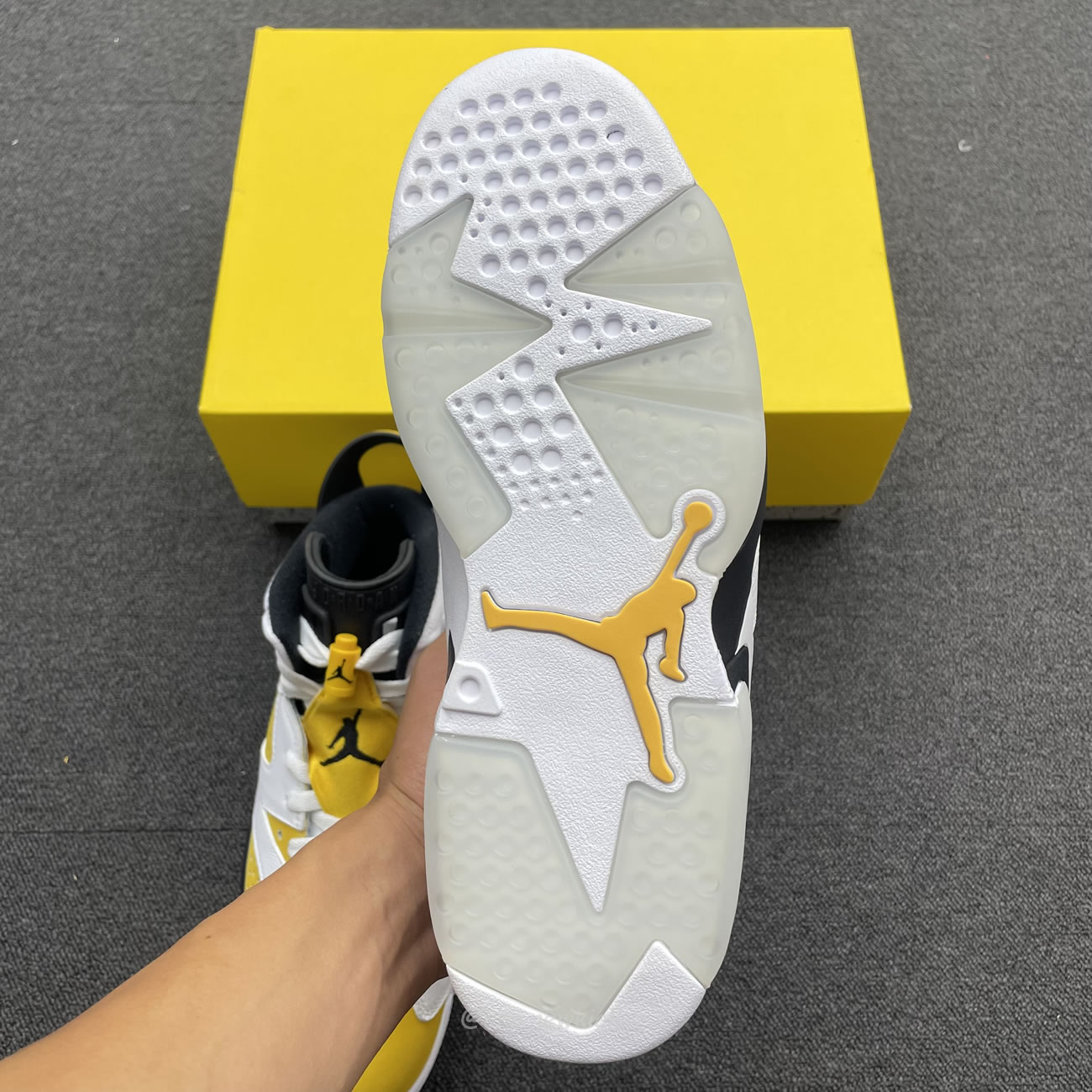 Air Jordan 6 Retro Yellow Ochre Ct8529 170 (22) - www.newkick.vip