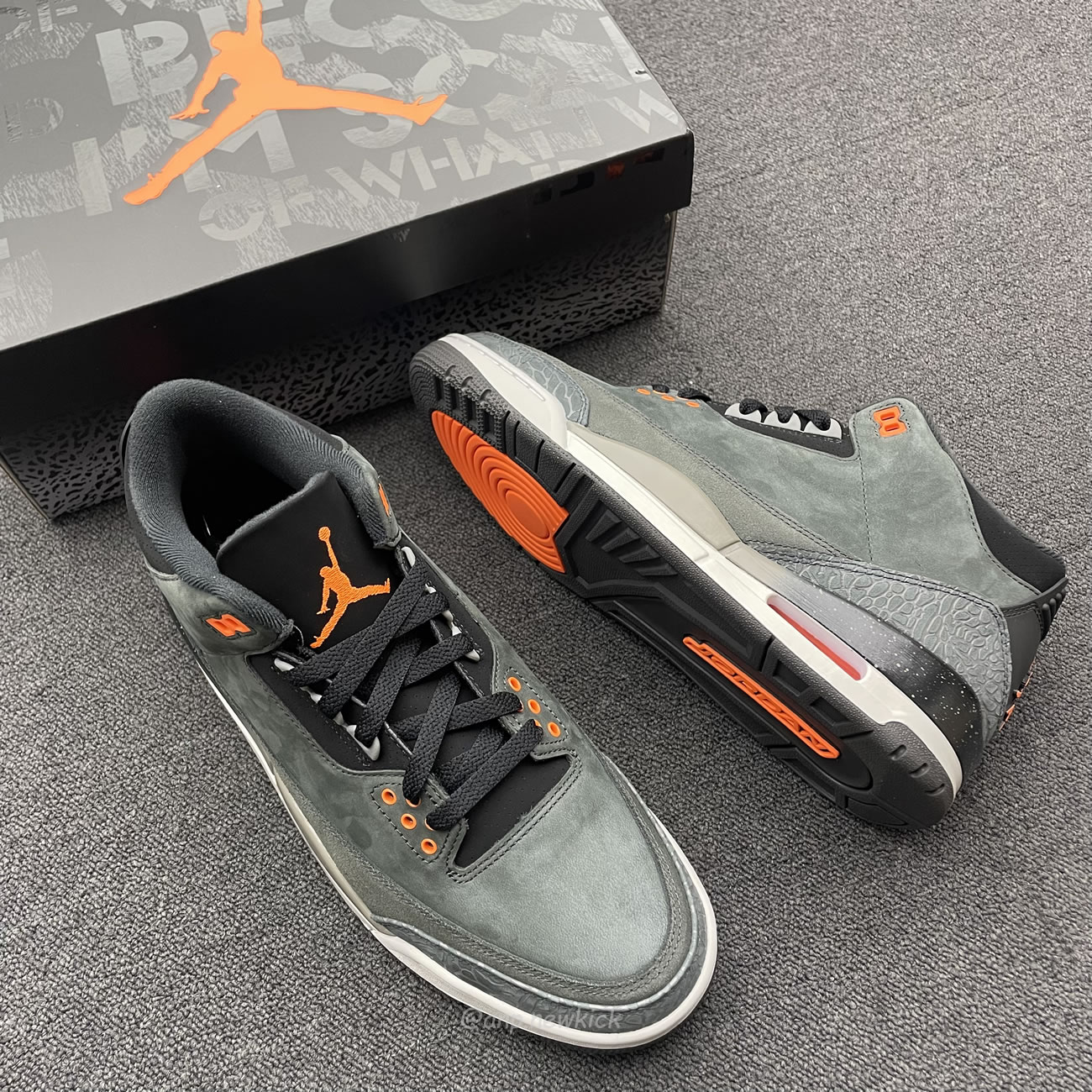 Air Jordan 3 Retro Fear Pack Ct8532 080 (6) - www.newkick.vip Air Jordan 3 Retro Fear Pack Ct8532 080 (6) - www.newkick.vip