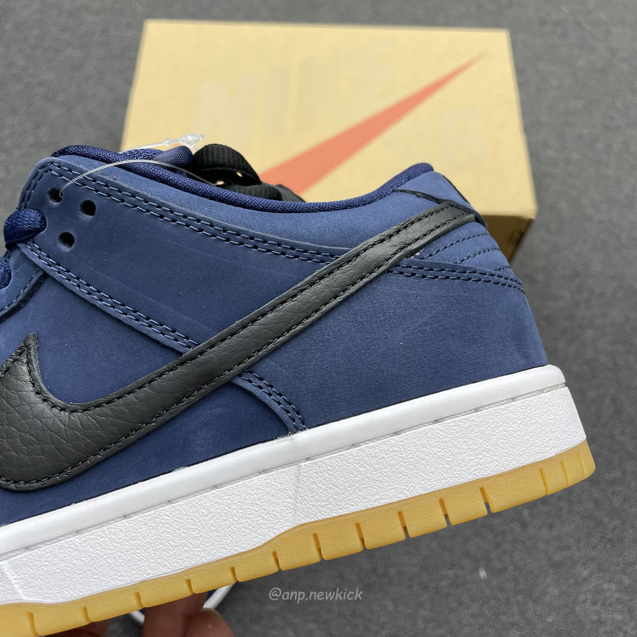 Nike Sb Dunk Low Navy Black Gum Cw7463 401 (4) - www.newkick.vip