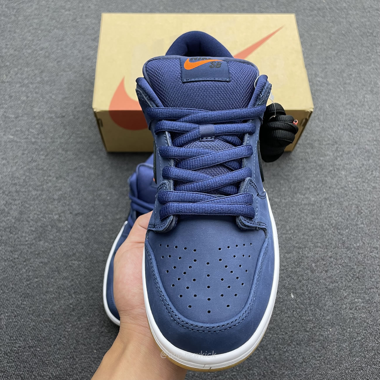 Nike Sb Dunk Low Navy Black Gum Cw7463 401 (7) - www.newkick.vip