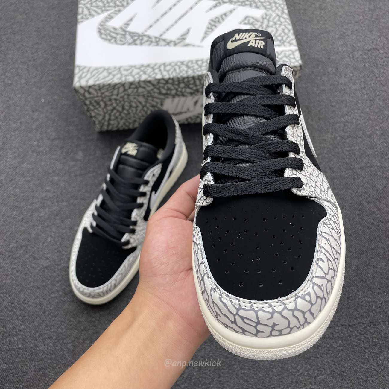 Air Jordan 1 Retro Low Og Black Cement Cz0790 001 (18) - www.newkick.vip