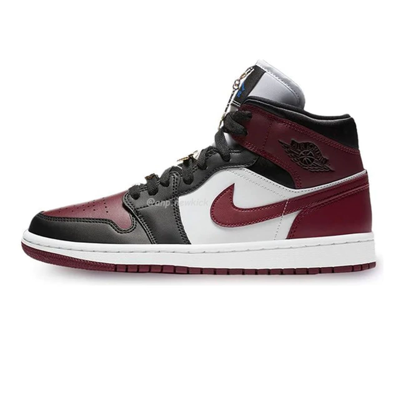 Air Jordan 1 Mid Se Black Dark Beetroot Womens Cz4385 016 (1) - www.newkick.vip