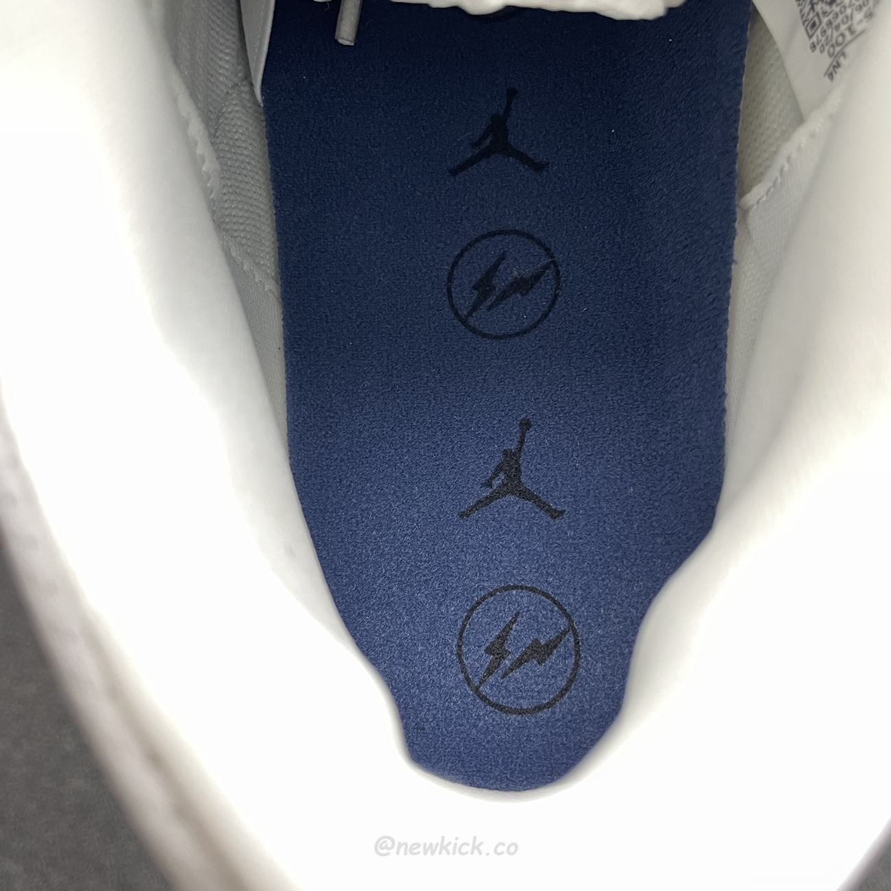 Air Jordan 3 Retro Fragment Da3595 100 (10) - www.newkick.vip Air Jordan 3 Retro Fragment Da3595 100 (10) - www.newkick.vip