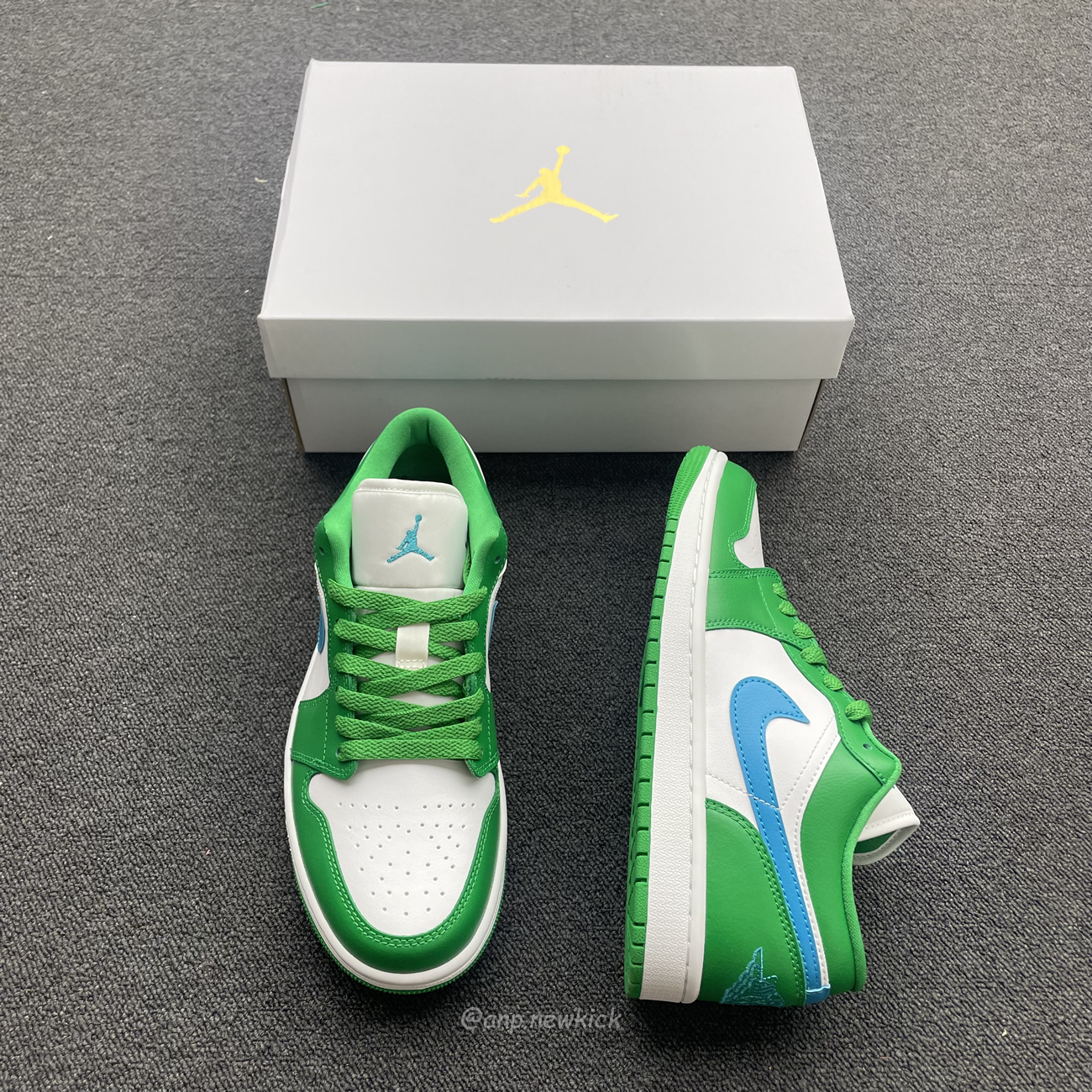 Air Jordan 1 Low Lucky Green Aquatone Dc0774 304 (12) - www.newkick.vip