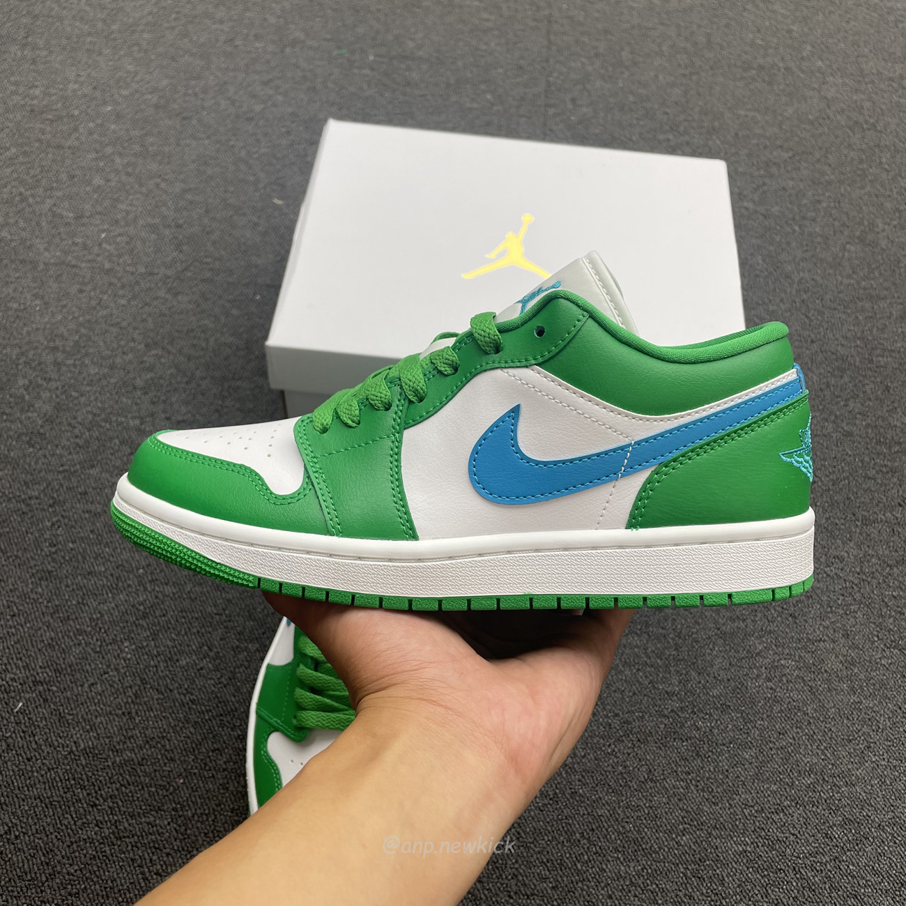 Air Jordan 1 Low Lucky Green Aquatone Dc0774 304 (6) - www.newkick.vip