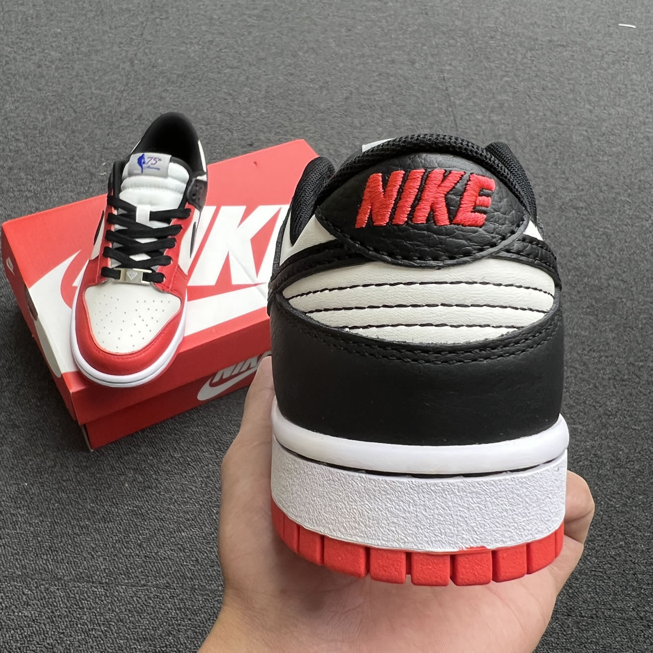 Nike Dunk Low Emb Nba 75th Anniversary Chicago Dd3363 100 (11) - www.newkick.vip