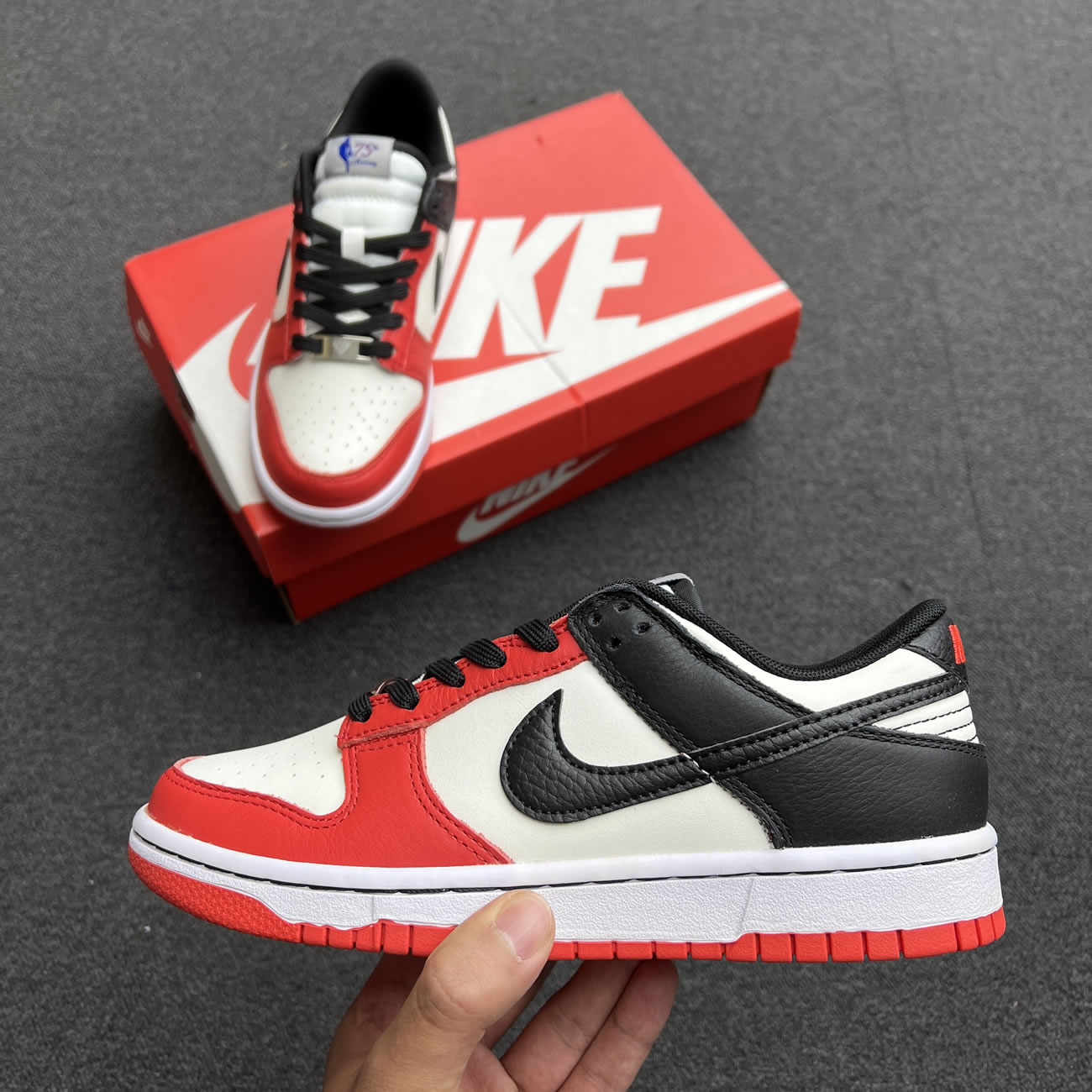 Nike Dunk Low Emb Nba 75th Anniversary Chicago Dd3363 100 (6) - www.newkick.vip
