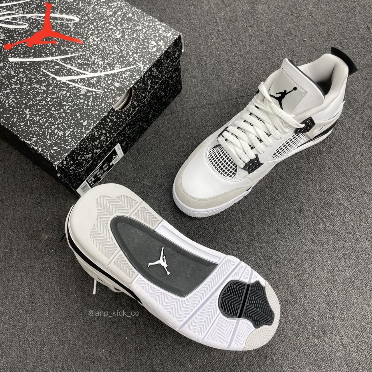 Air Jordan4 Military Black 112 - www.newkick.vip