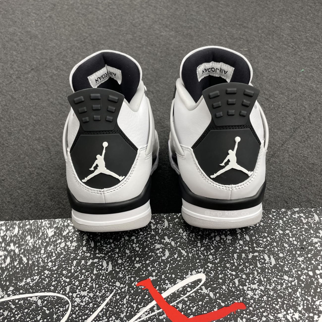 Air Jordan4 Military Black 17 - www.newkick.vip