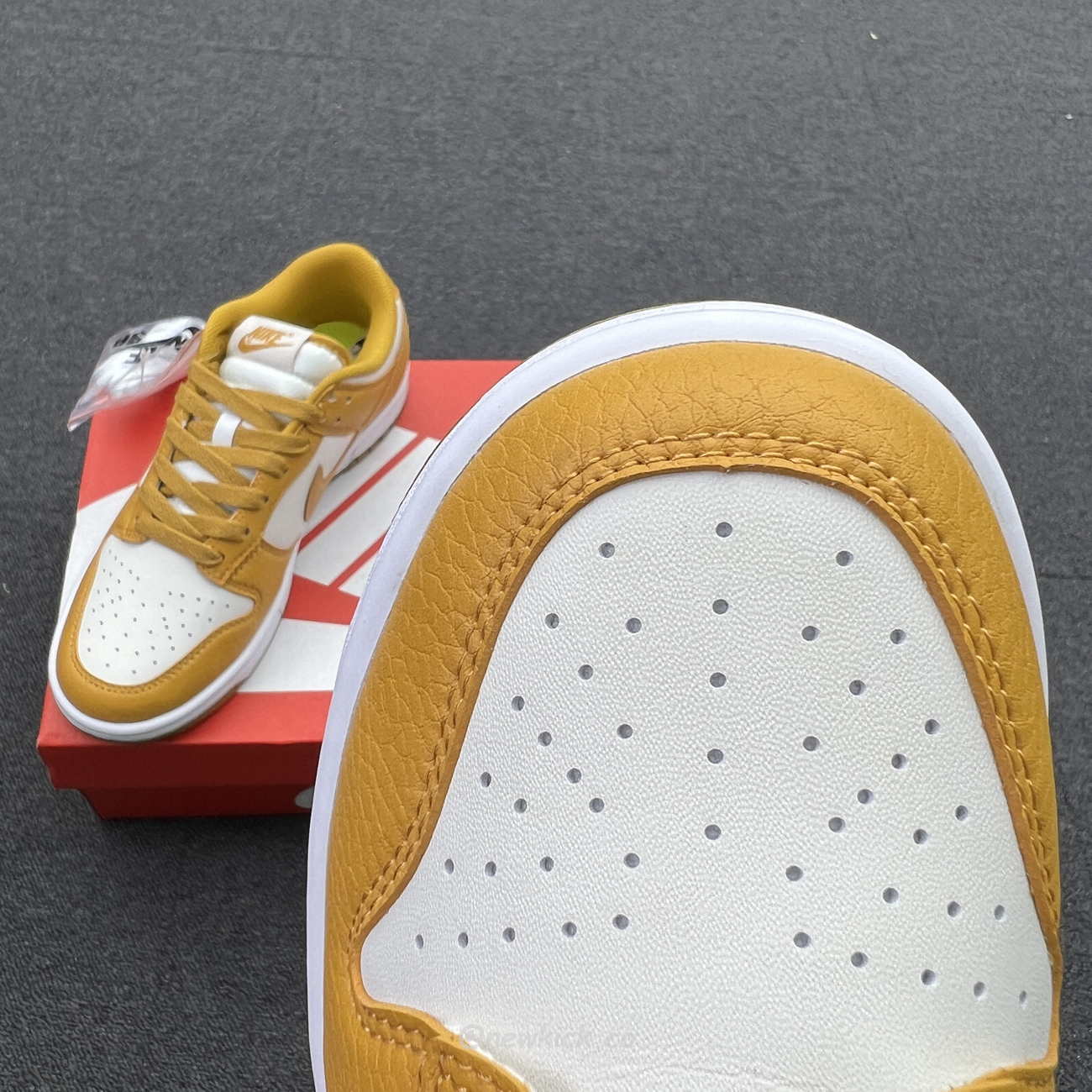 Nike Dunk Low Next Nature Phantom Gold Suede Dn1431 001 (14) - www.newkick.vip