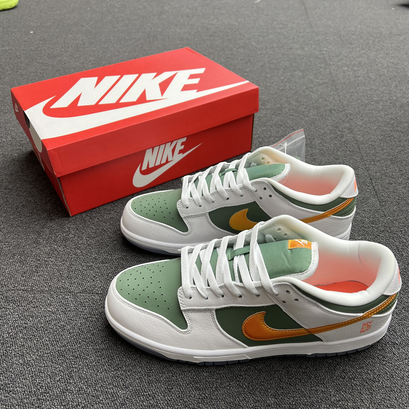 Nike Dunk Low Se Ny Vs Ny Dn2489 300 (4) - www.newkick.vip