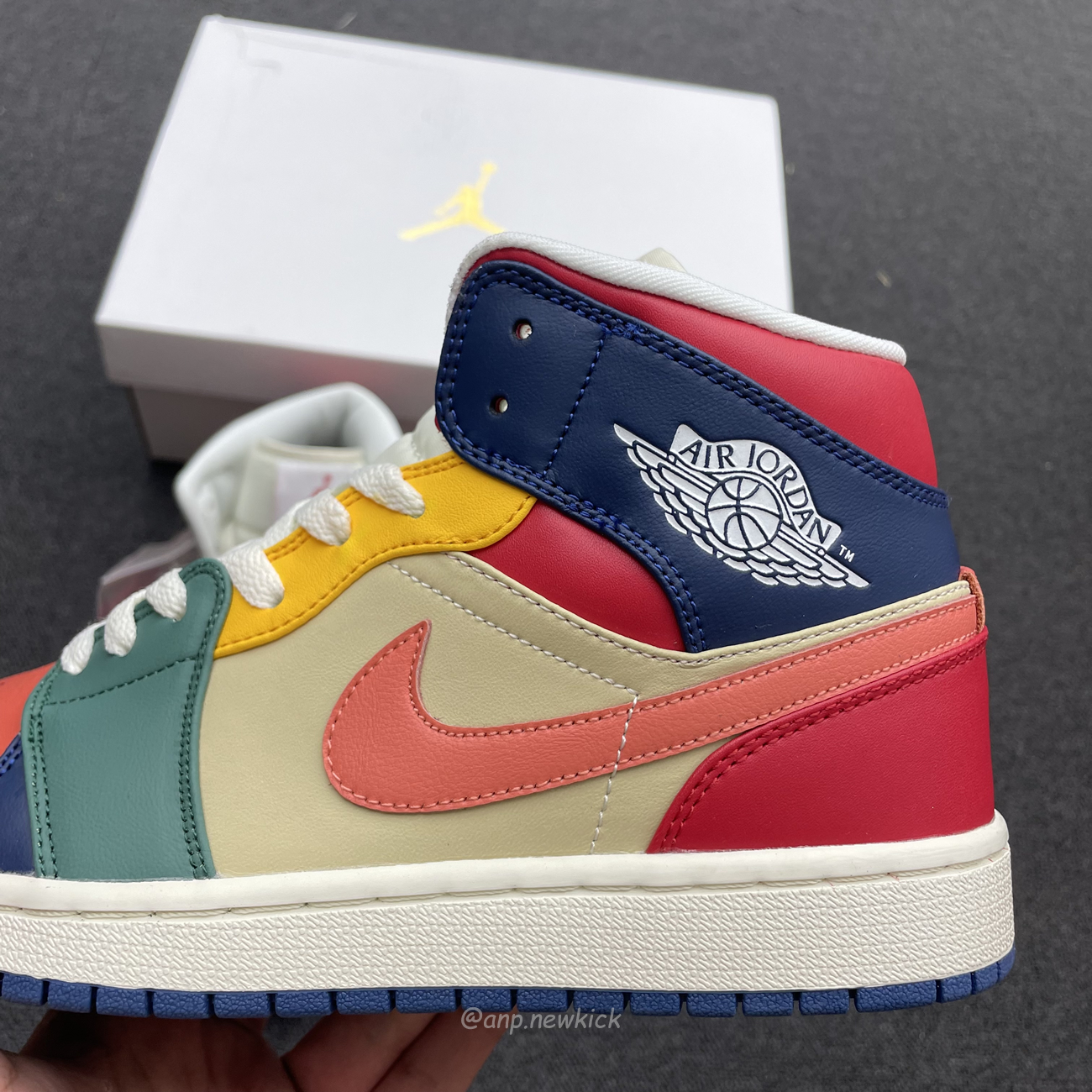 Air Jordan 1 Mid Se Multi Color Dn3738 400 (6) - www.newkick.vip