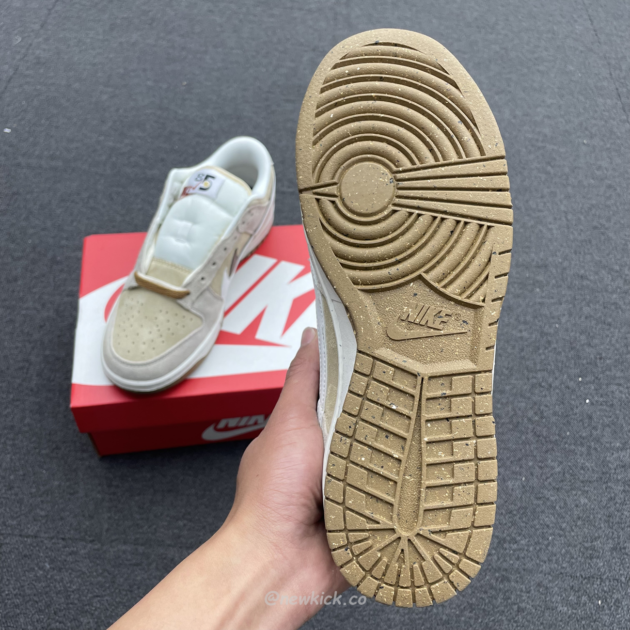 Nike Dunk Low Se 85 Double Swoosh Sail Orange Do9457 100 (6) - www.newkick.vip