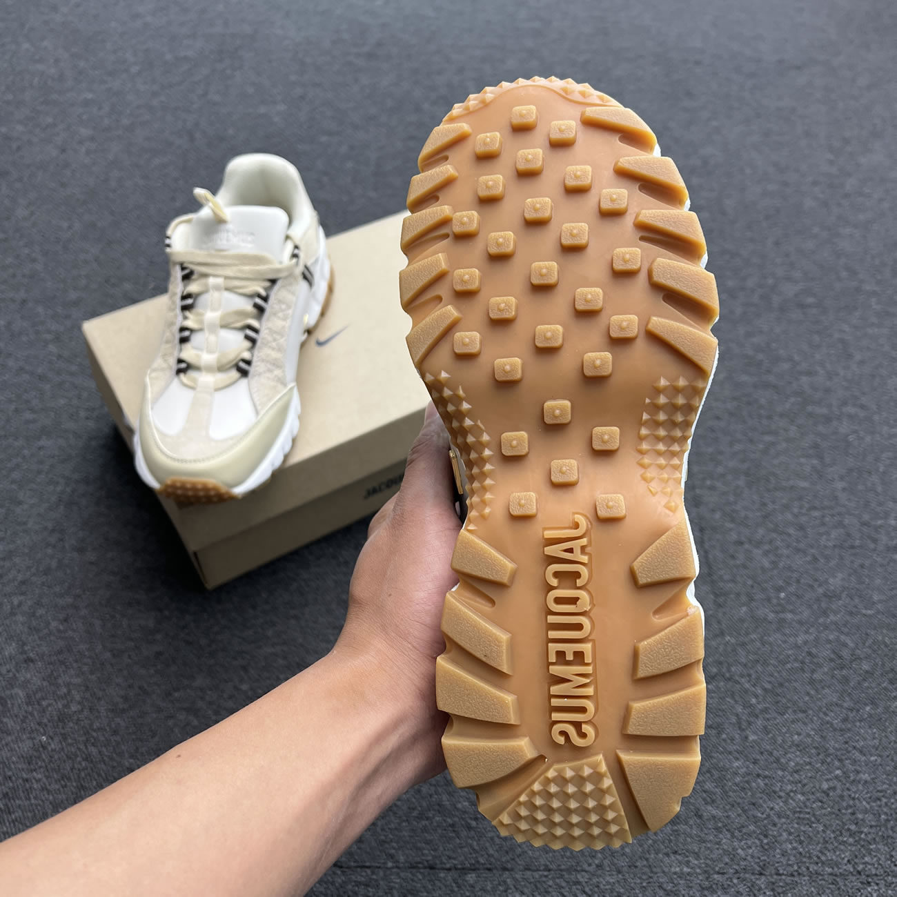 Nike Air Humara Lx Jacquemus Light Bone Gold W Dr0420 001 (13) - www.newkick.vip