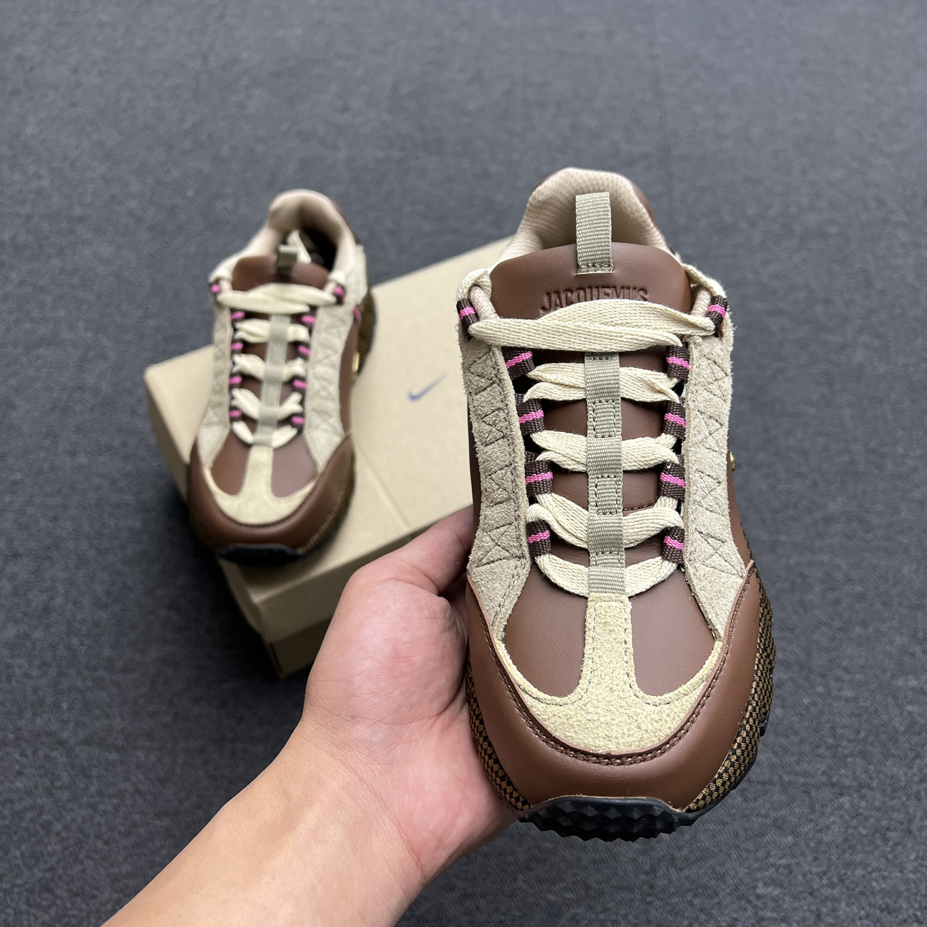 Nike Air Humara Lx Jacquemus Ale Brown Gold W Dr0420 200 (10) - www.newkick.vip