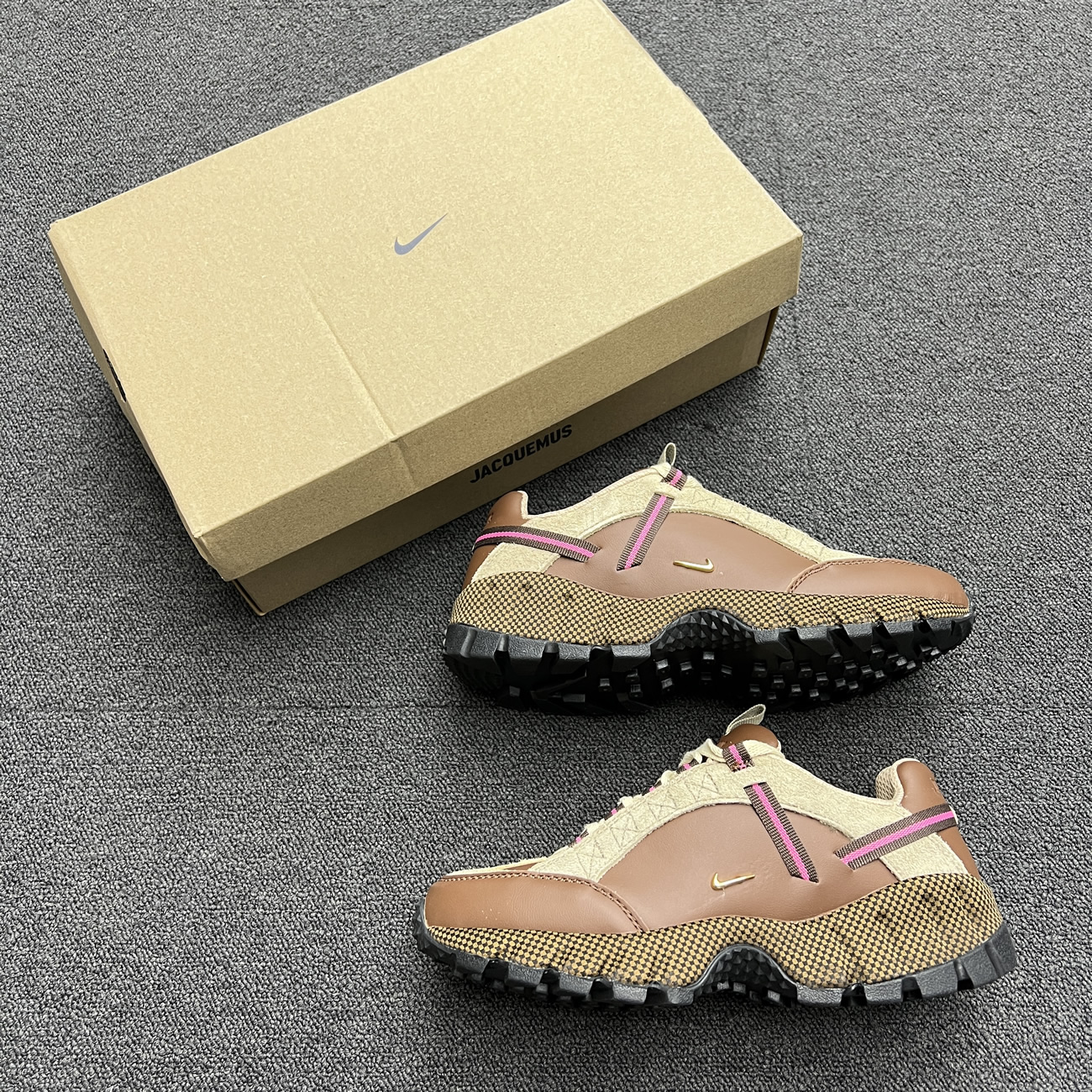 Nike Air Humara Lx Jacquemus Ale Brown Gold W Dr0420 200 (11) - www.newkick.vip