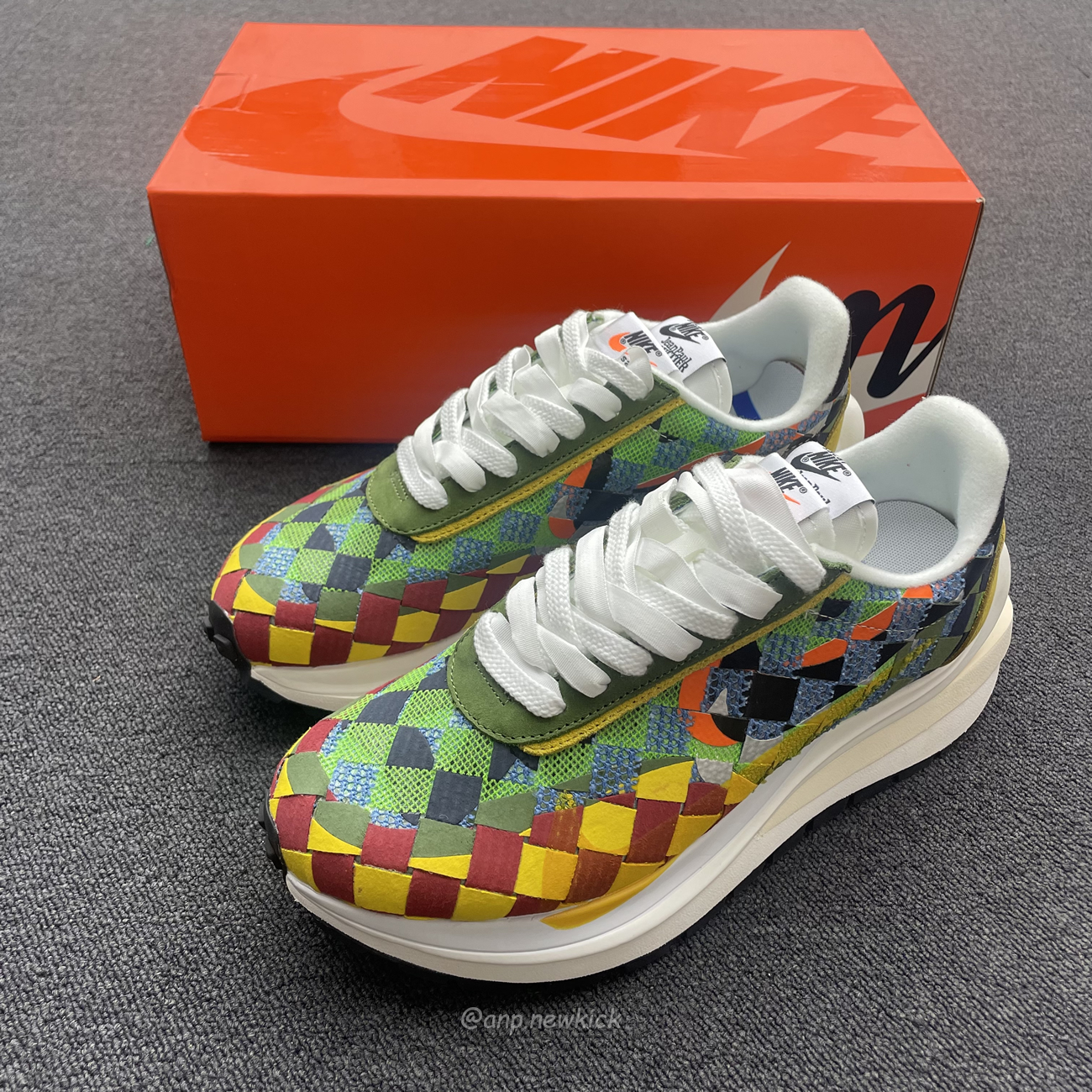 Sacai X Nike Waffe Woven White Green Gusto Dr5209 300 Dr5209 100 (10) - www.newkick.vip