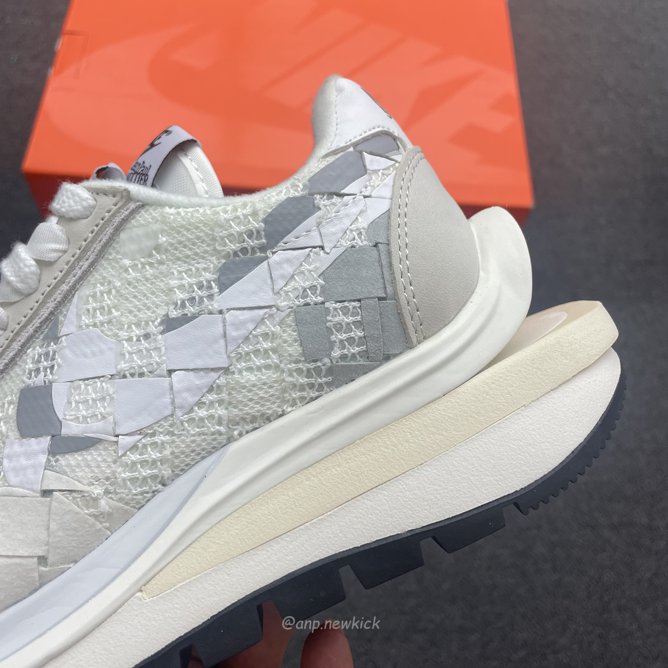 Sacai X Nike Waffe Woven White Green Gusto Dr5209 300 Dr5209 100 (19) - www.newkick.vip