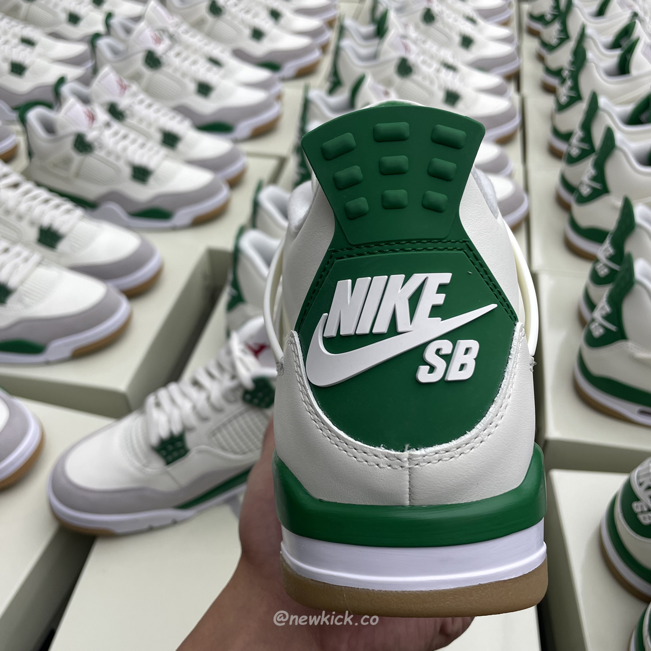 Air Jordan 4 Retro Sb Pine Green Dr5415 103 (7) - www.newkick.vip