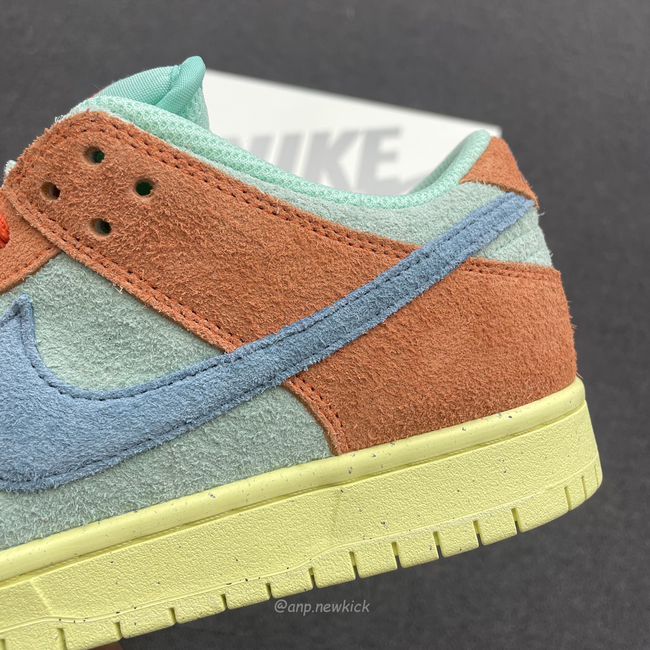 Nike Sb Dunk Low Orange Emerald Rise Dv5429 800 (13) - www.newkick.vip