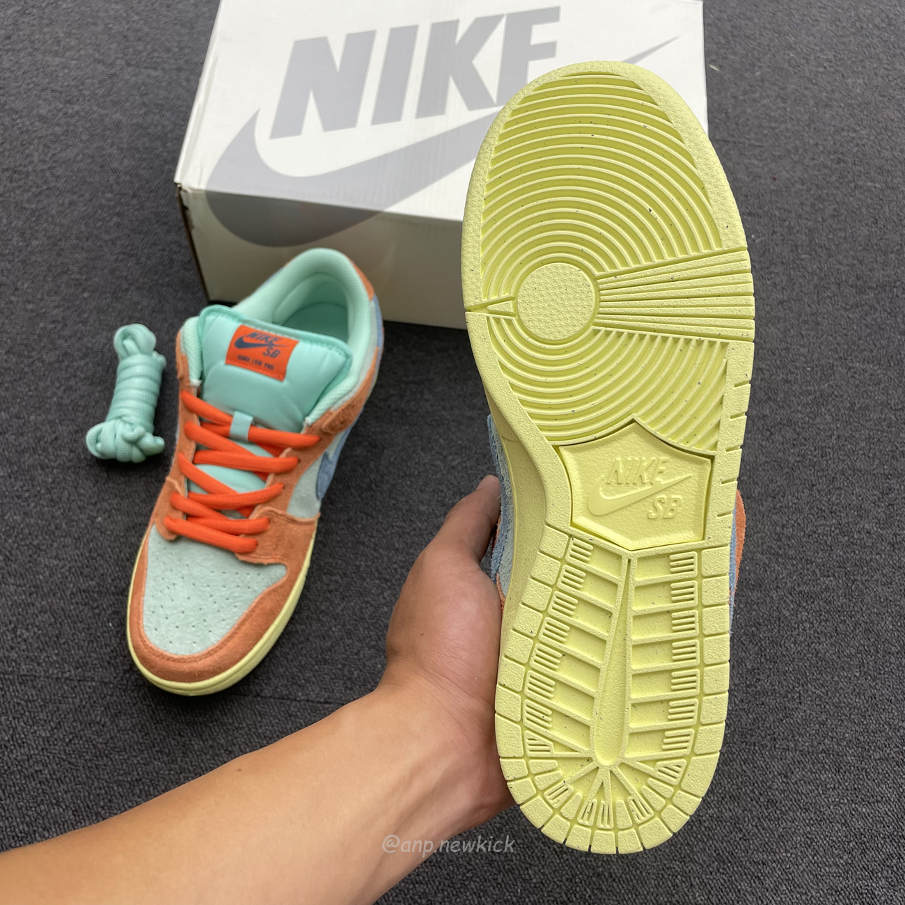 Nike Sb Dunk Low Orange Emerald Rise Dv5429 800 (9) - www.newkick.vip