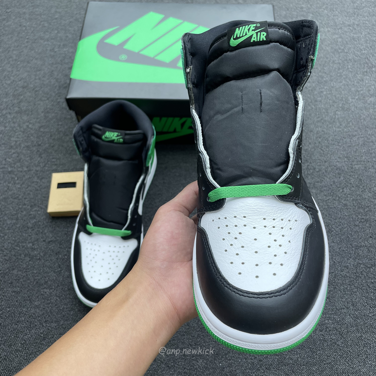 Air Jordan 1 Retro High Og Lucky Green Dz5485 031 (16) - www.newkick.vip