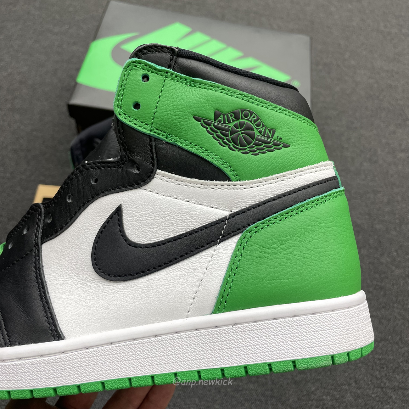 Air Jordan 1 Retro High Og Lucky Green Dz5485 031 (18) - www.newkick.vip