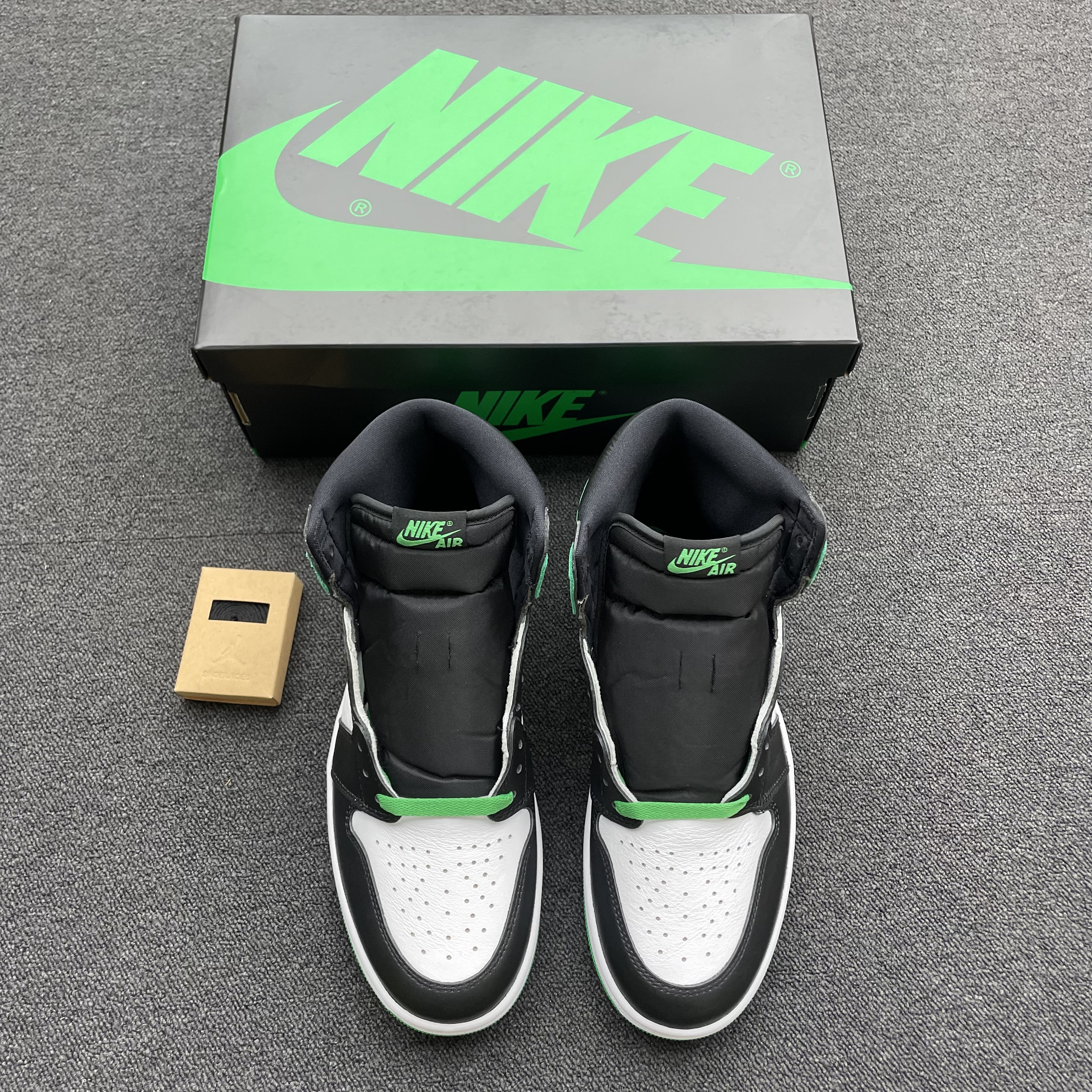Air Jordan 1 Retro High Og Lucky Green Dz5485 031 (22) - www.newkick.vip