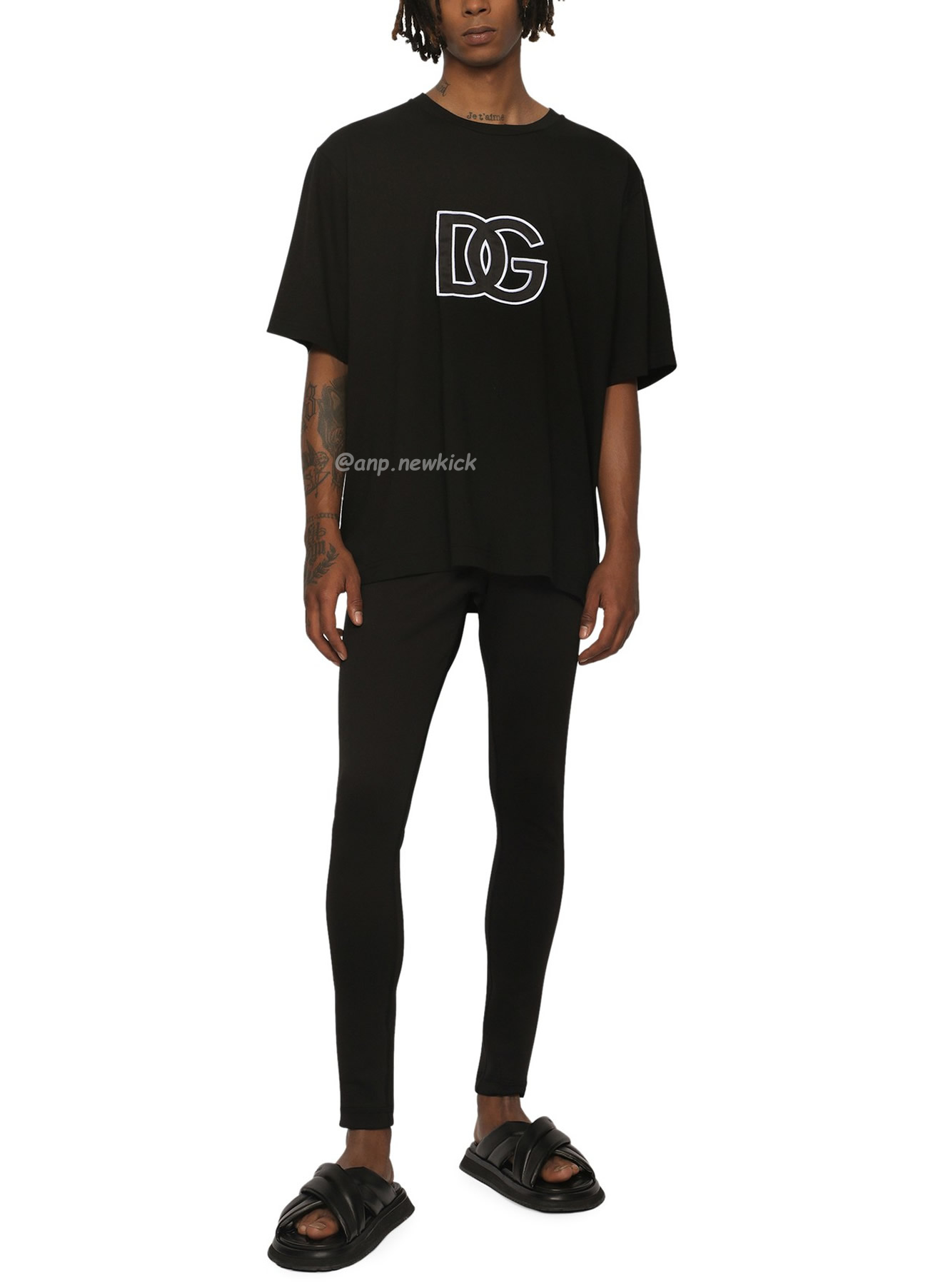 Dolce Gabbana Logo Embossed T Shirt (2) - www.newkick.vip