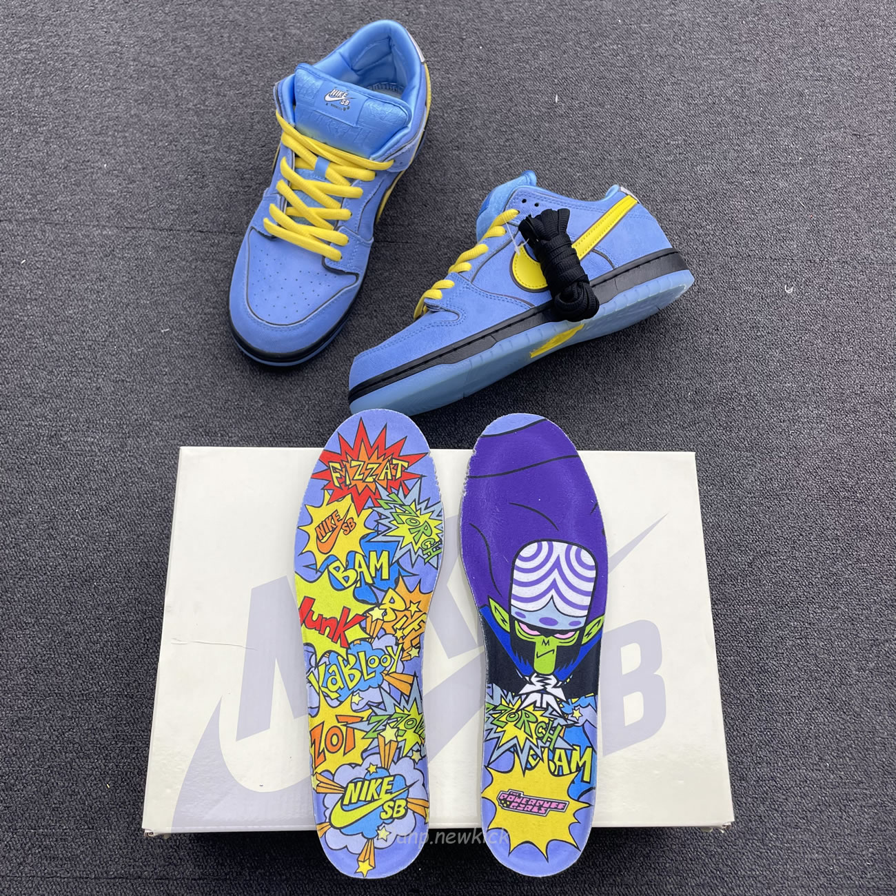 Nike Sb Dunk Low X The Powerpuff Girls On Feet Look At Bubbles Fz8320 400 (12) - www.newkick.vip